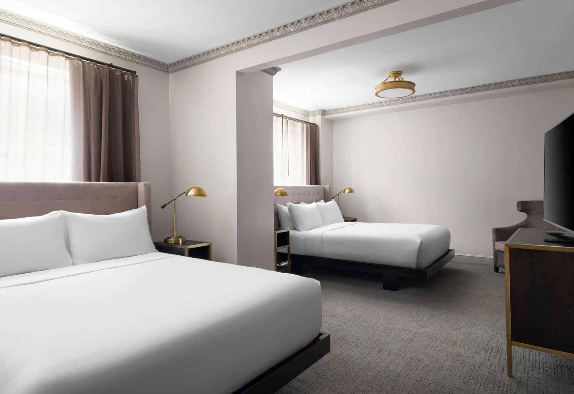 Hotel Phillips Kansas City, Curio Collection By Hilton gallery photo in Kansas City, MO — image 11