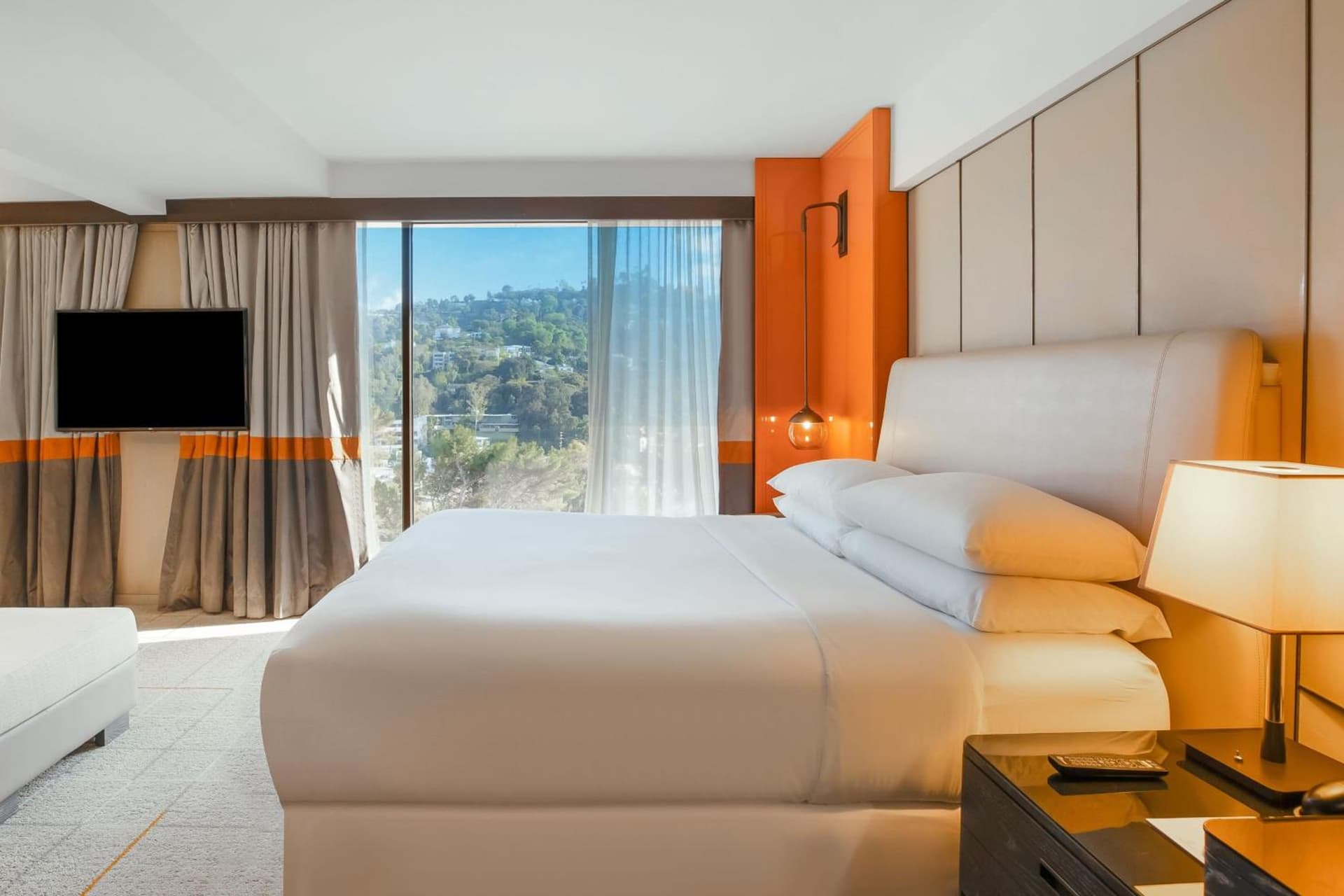 Sheraton Universal gallery photo in Los Angeles, CA — image 21