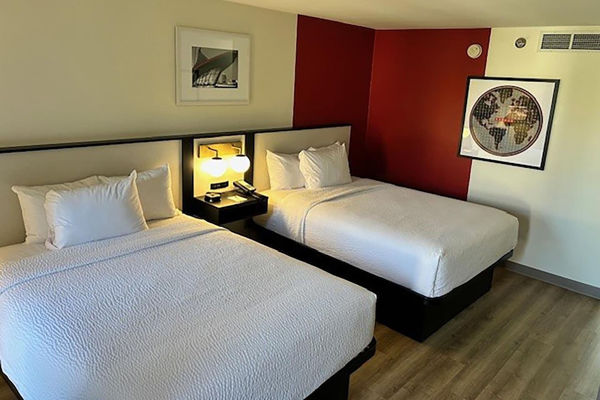 Ramada by Wyndham Milwaukee gallery photo in Milwaukee, WI — image 18