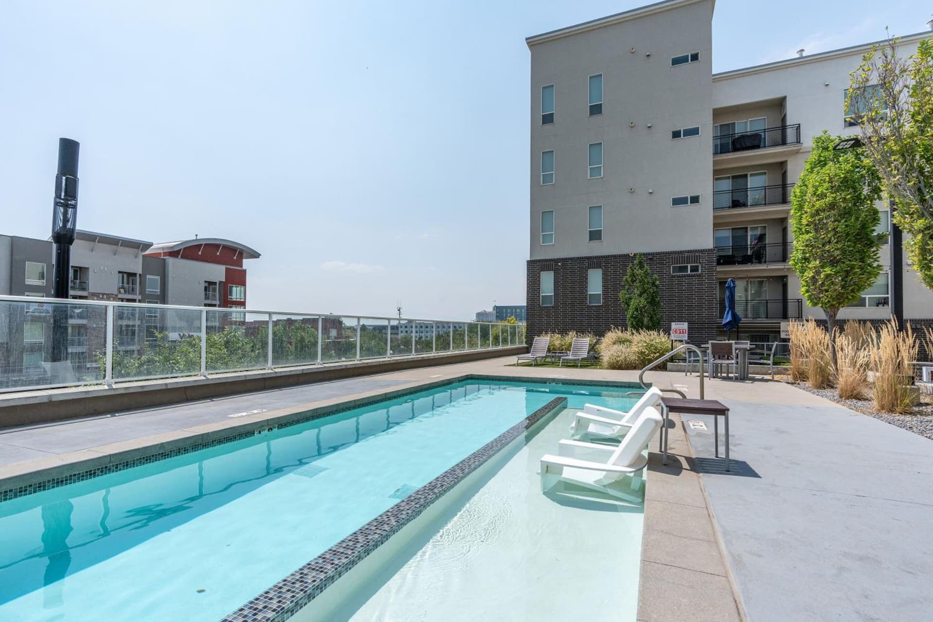 Lux Apt. Top Floor New KingBed, Free Prkg Gym Pool interior in Salt Lake City, UT — gallery photo 2