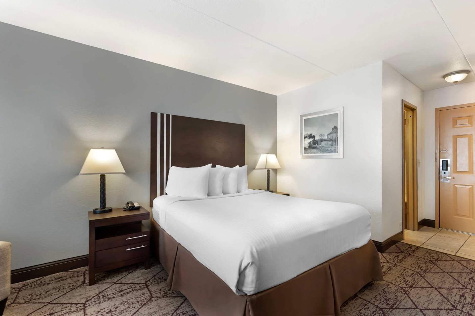 Best Western Plus Longbranch Hotel & Convention Center gallery photo in Cedar Rapids, IA — image 32