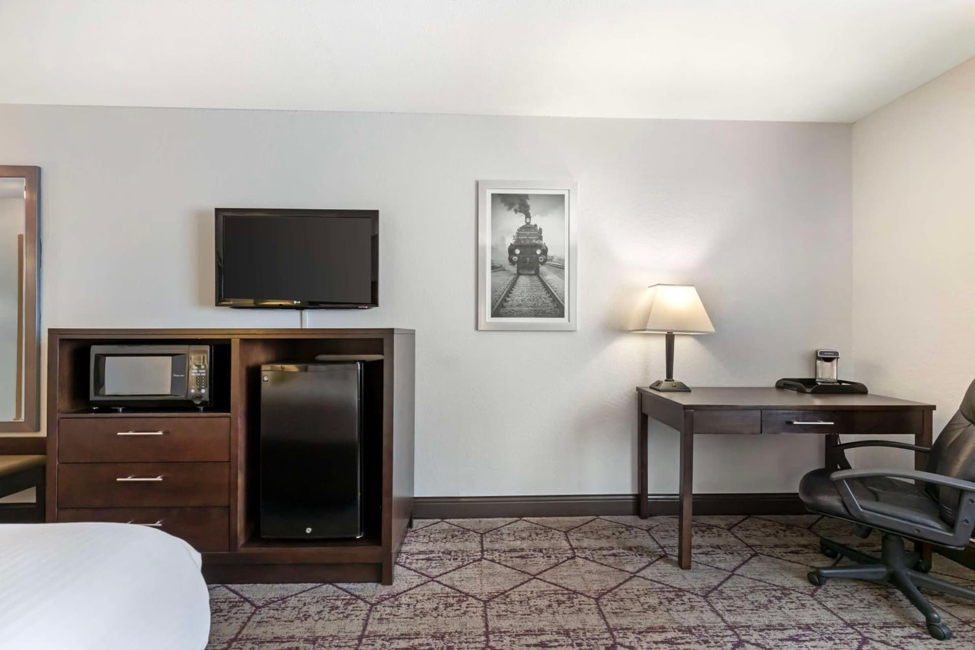 Best Western Plus Longbranch Hotel & Convention Center gallery photo in Cedar Rapids, IA — image 14