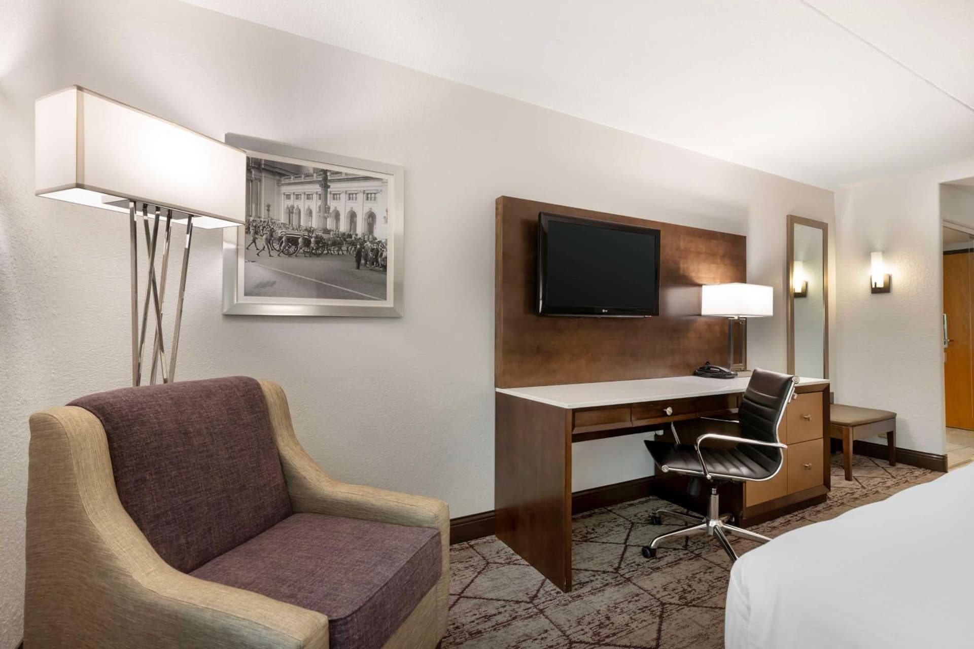 Best Western Plus Longbranch Hotel & Convention Center gallery photo in Cedar Rapids, IA — image 5