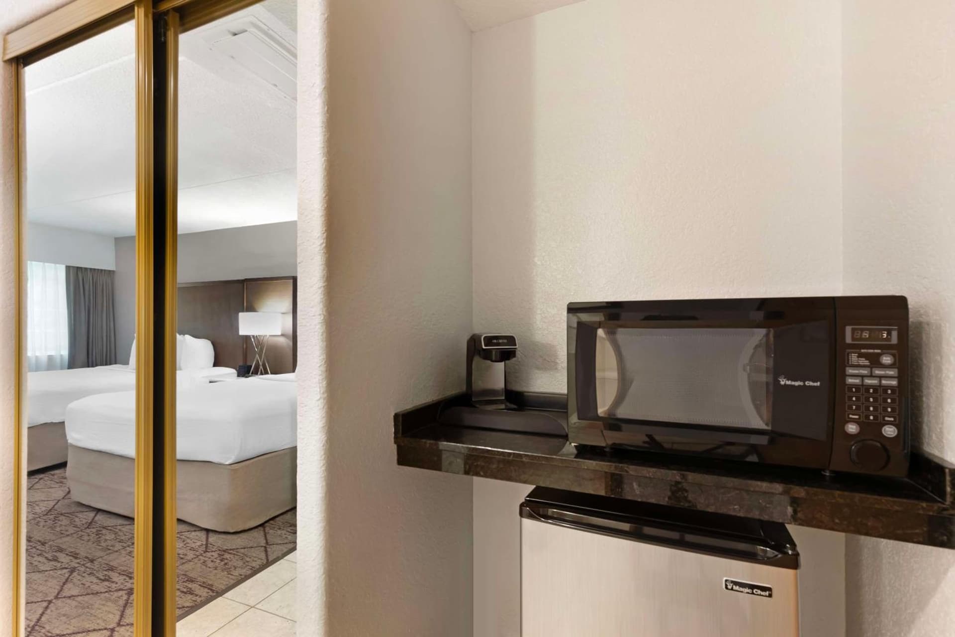 Best Western Plus Longbranch Hotel & Convention Center gallery photo in Cedar Rapids, IA — image 25