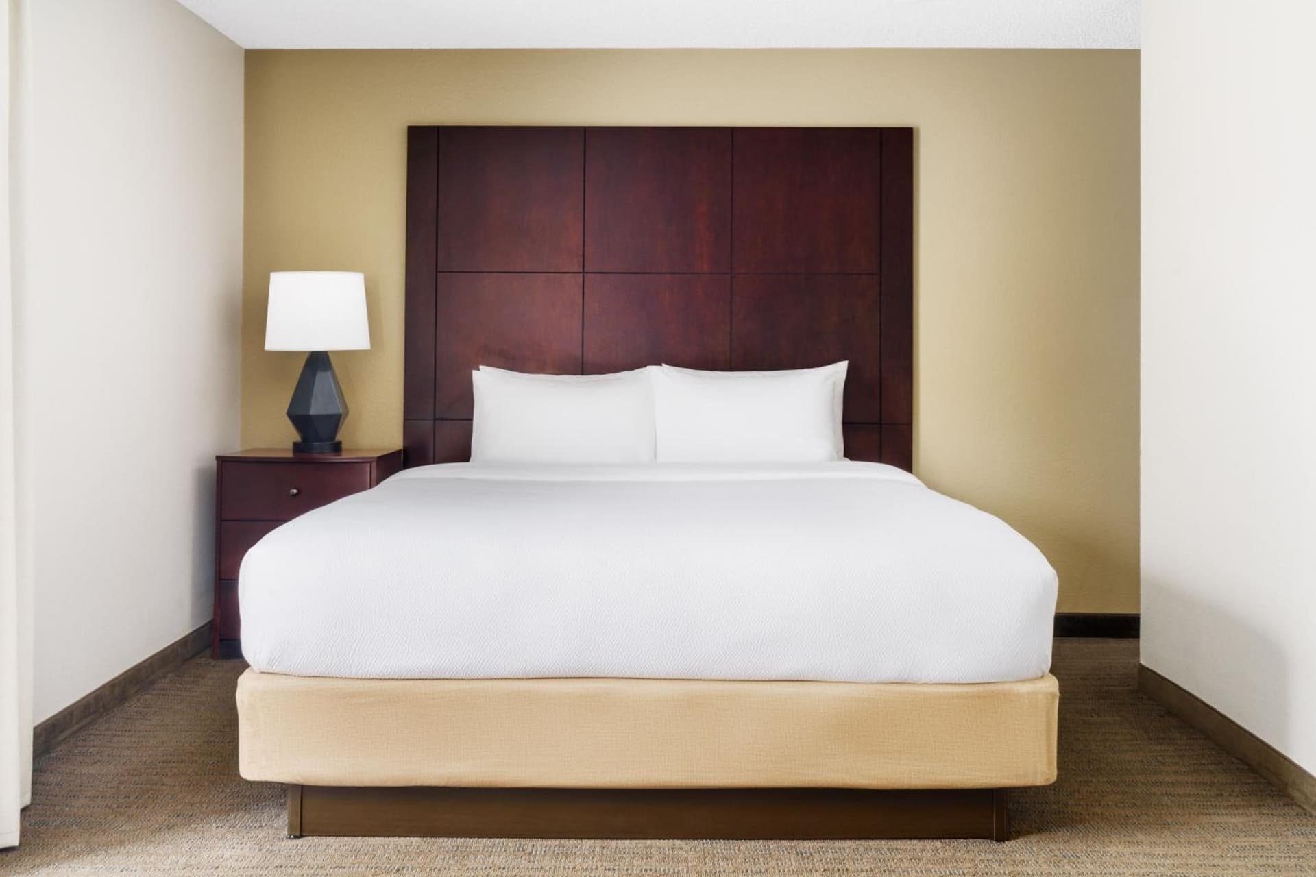 Residence Inn by Marriott Seattle/Bellevue interior in Bellevue, WA — gallery photo 2