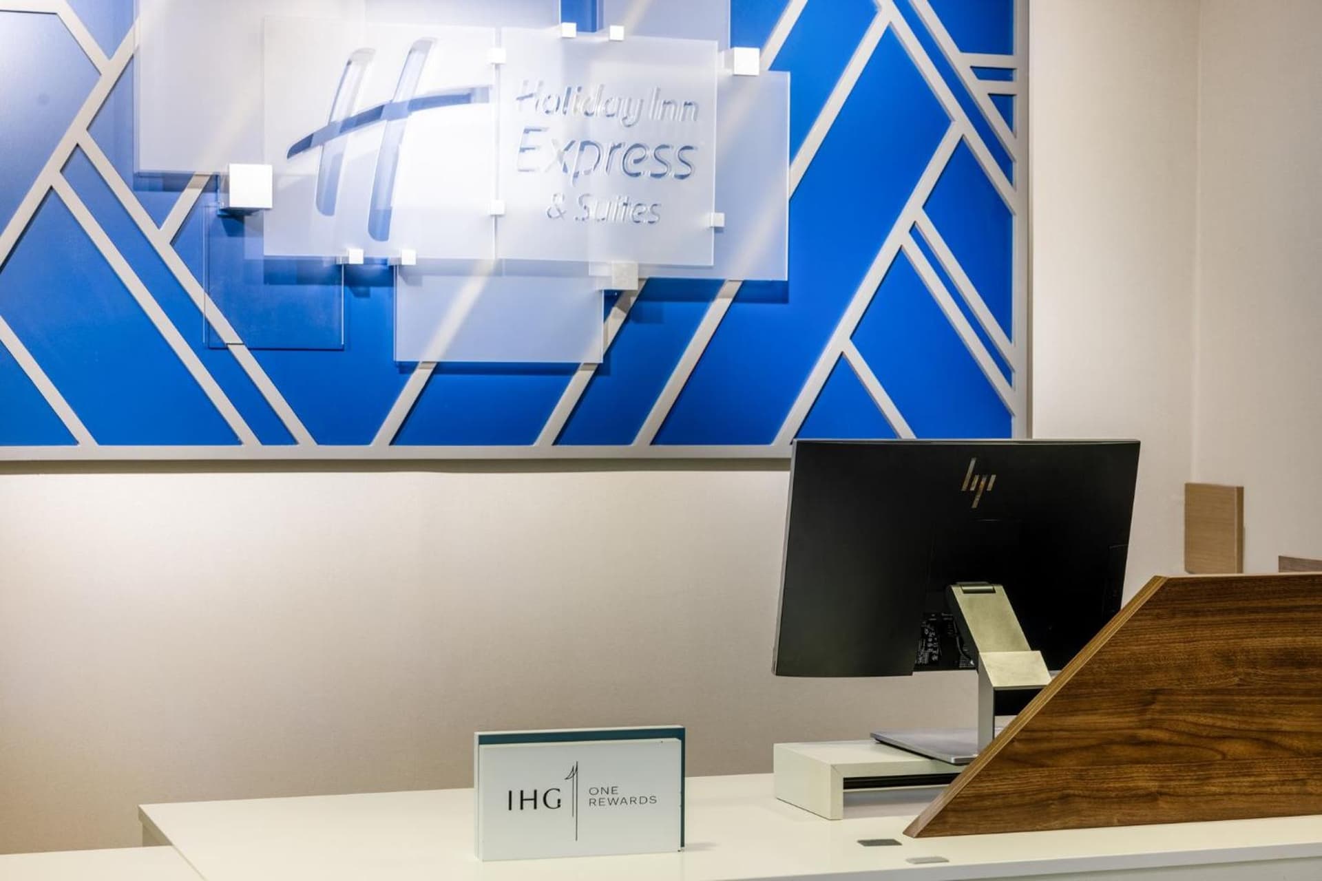Holiday Inn Express & Suites Columbus at Northlake by IHG gallery photo in Columbus, GA — image 56