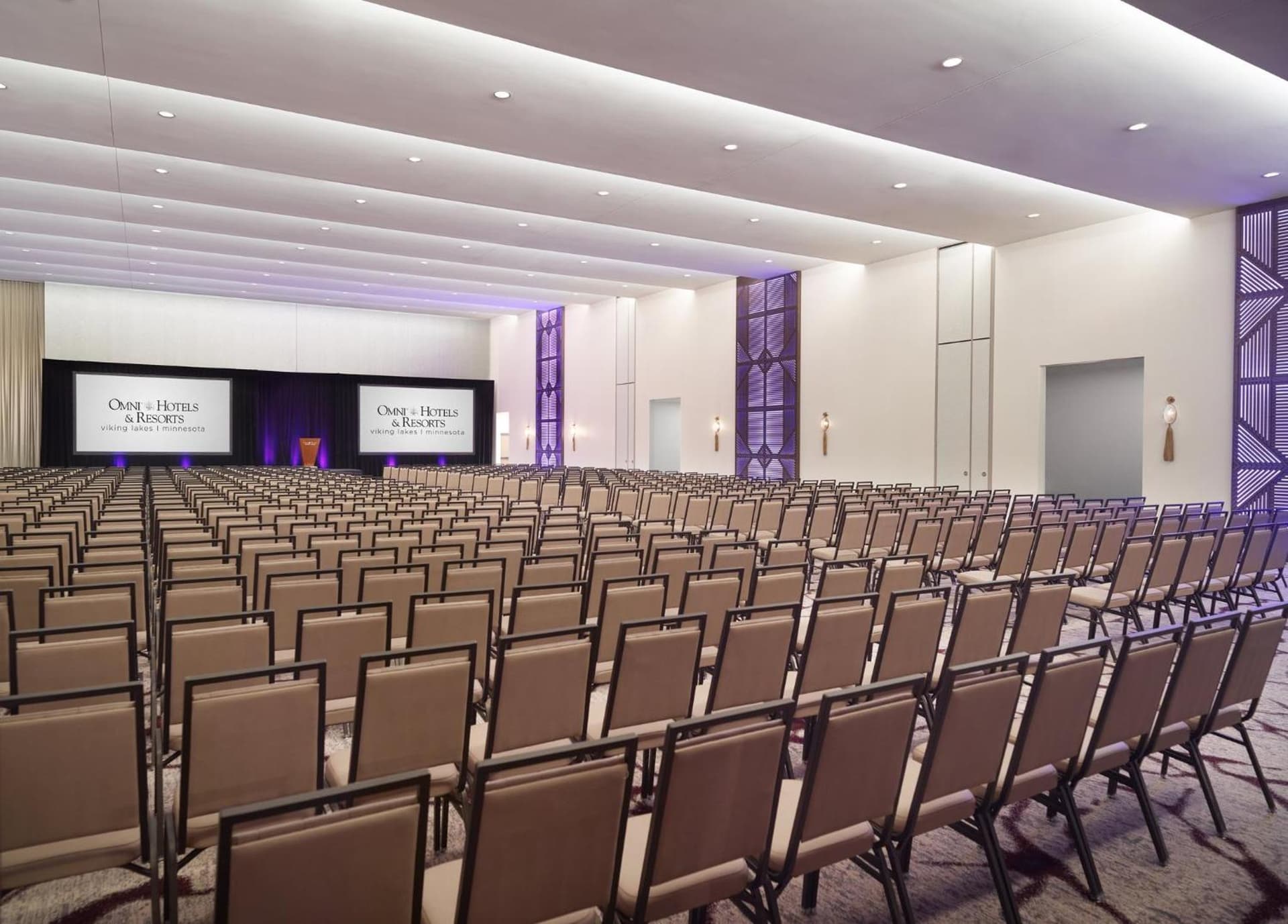 Omni Viking Lakes gallery photo in Eagan, MN — image 71
