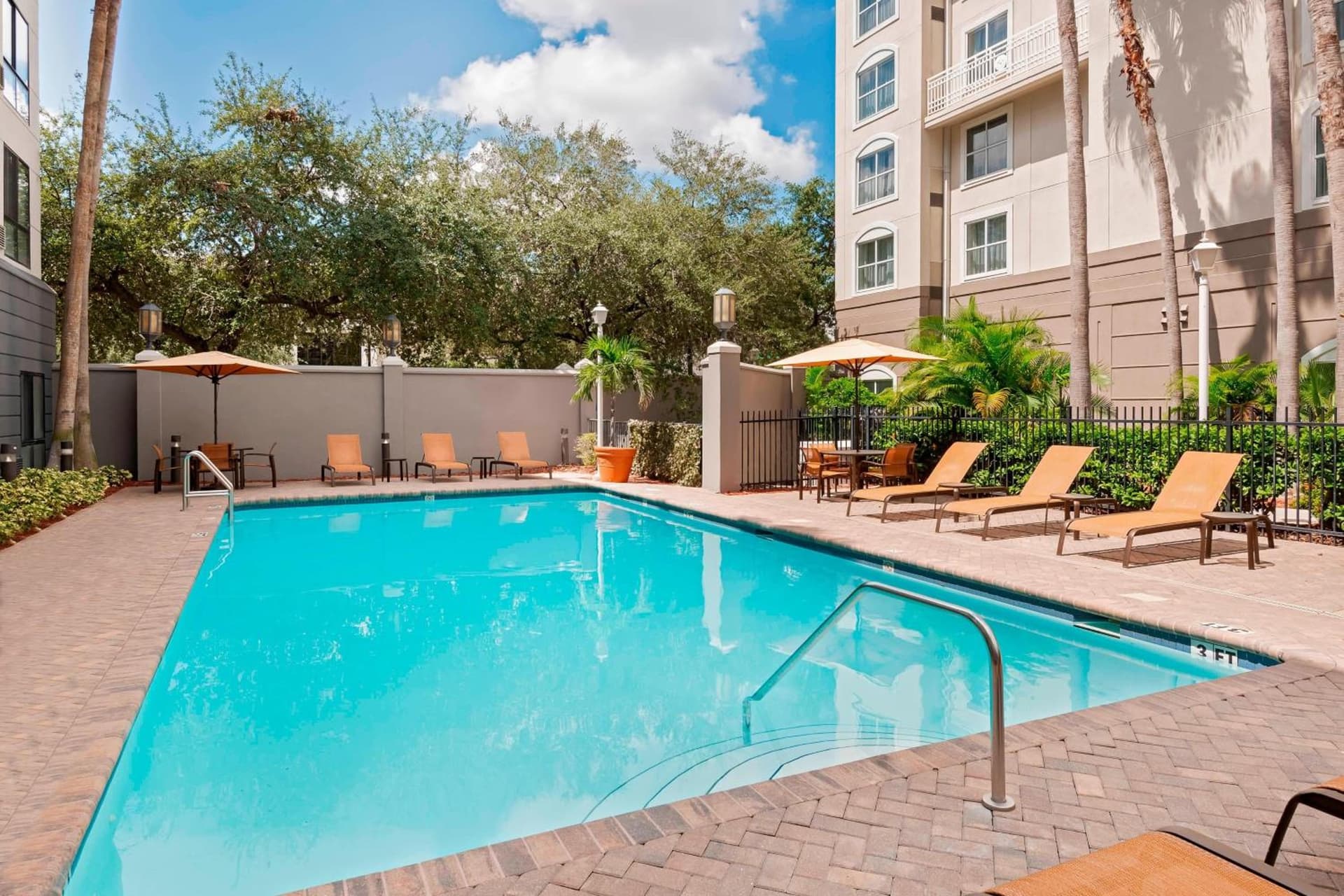 Residence Inn Tampa Downtown interior in Tampa, FL — gallery photo 2