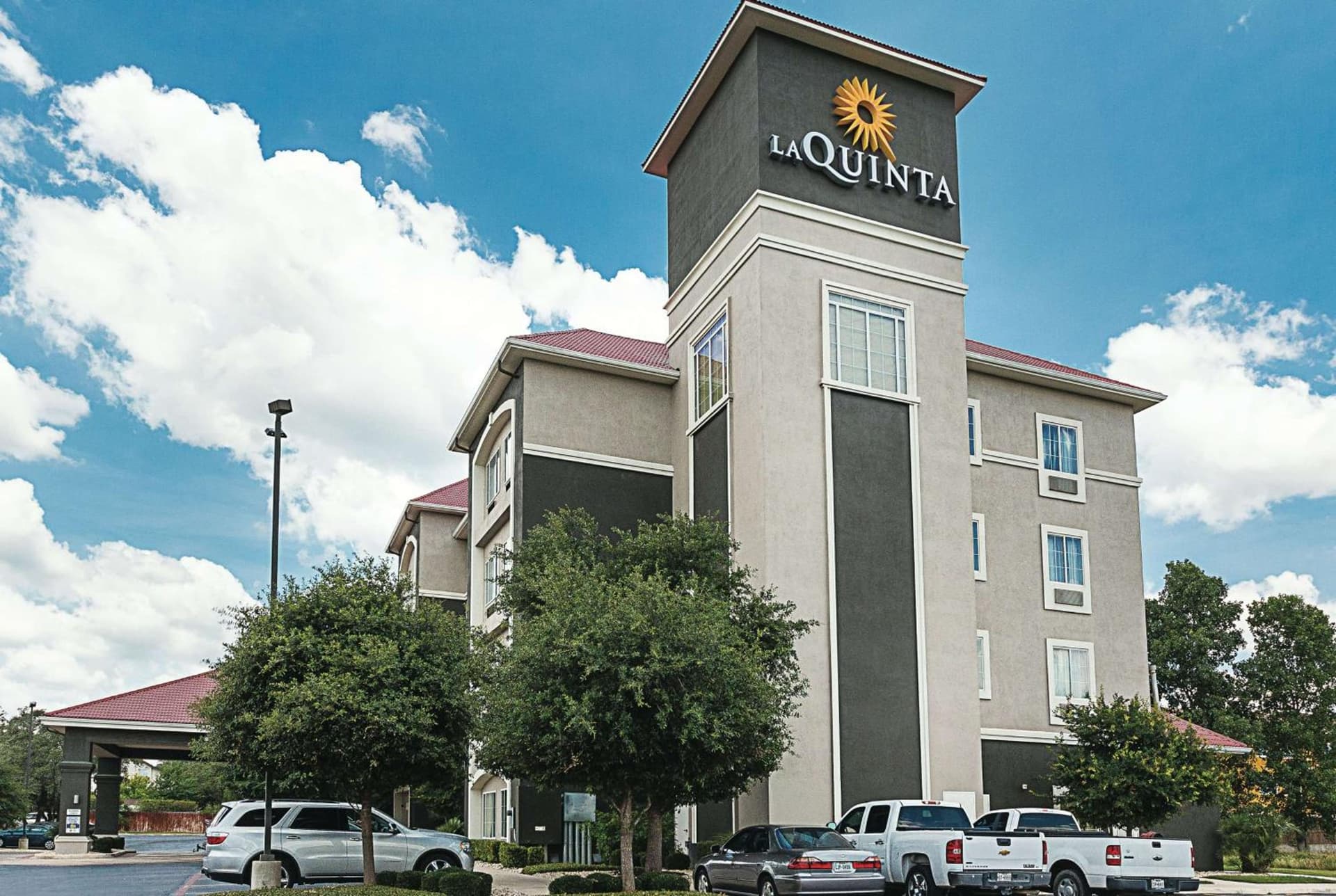 La Quinta by Wyndham San Antonio Northwest interior in San Antonio, TX — gallery photo 2