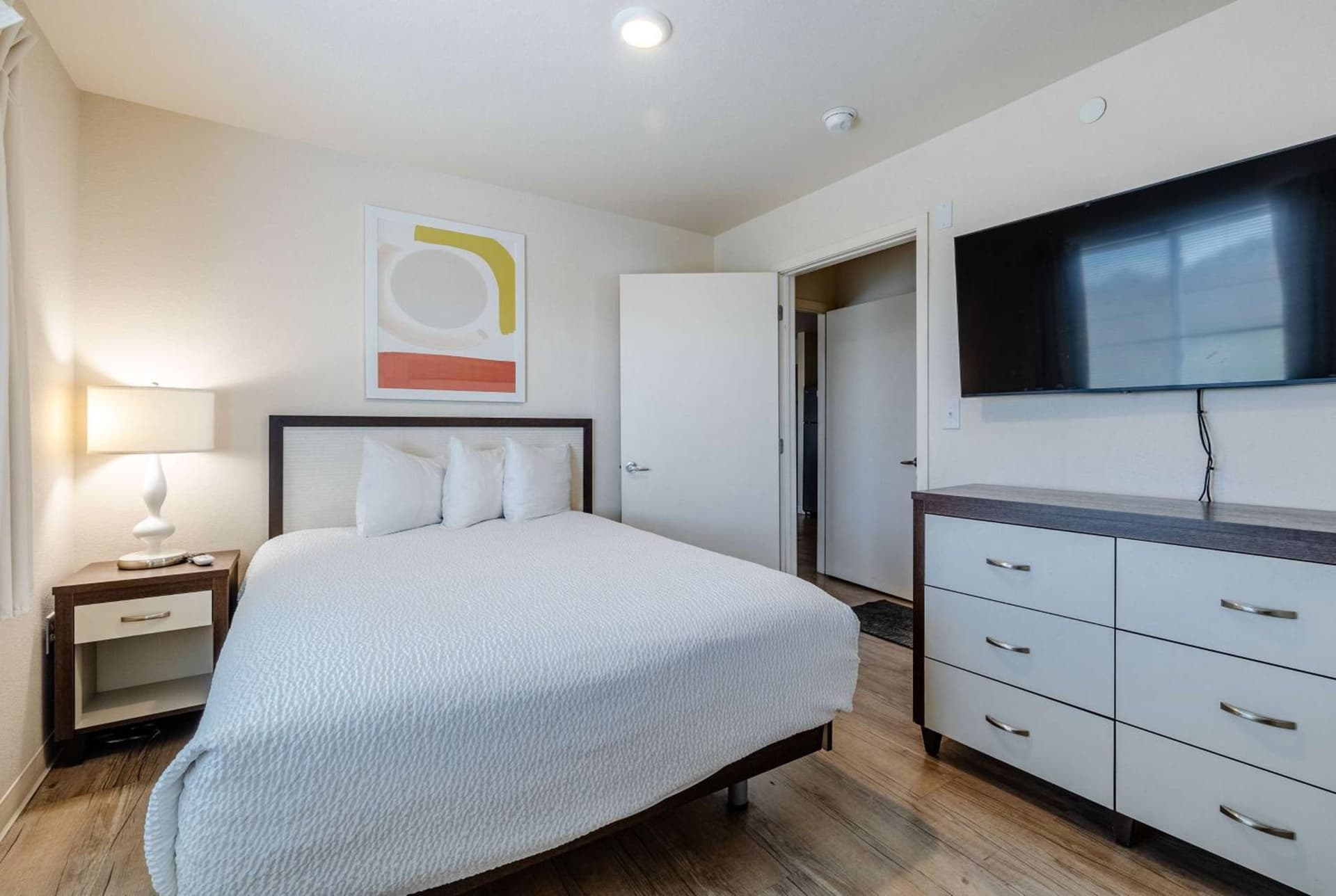 WaterWalk Extended Stay by Wyndham Wichita property views in Wichita, KS — gallery photo 3