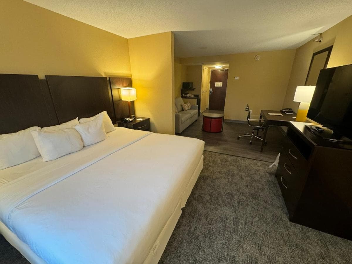 Comfort Inn & Suites Lexington Park near Pax River gallery photo in Lexington Park, MD — image 29
