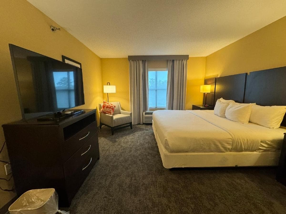 Comfort Inn & Suites Lexington Park near Pax River gallery photo in Lexington Park, MD — image 7