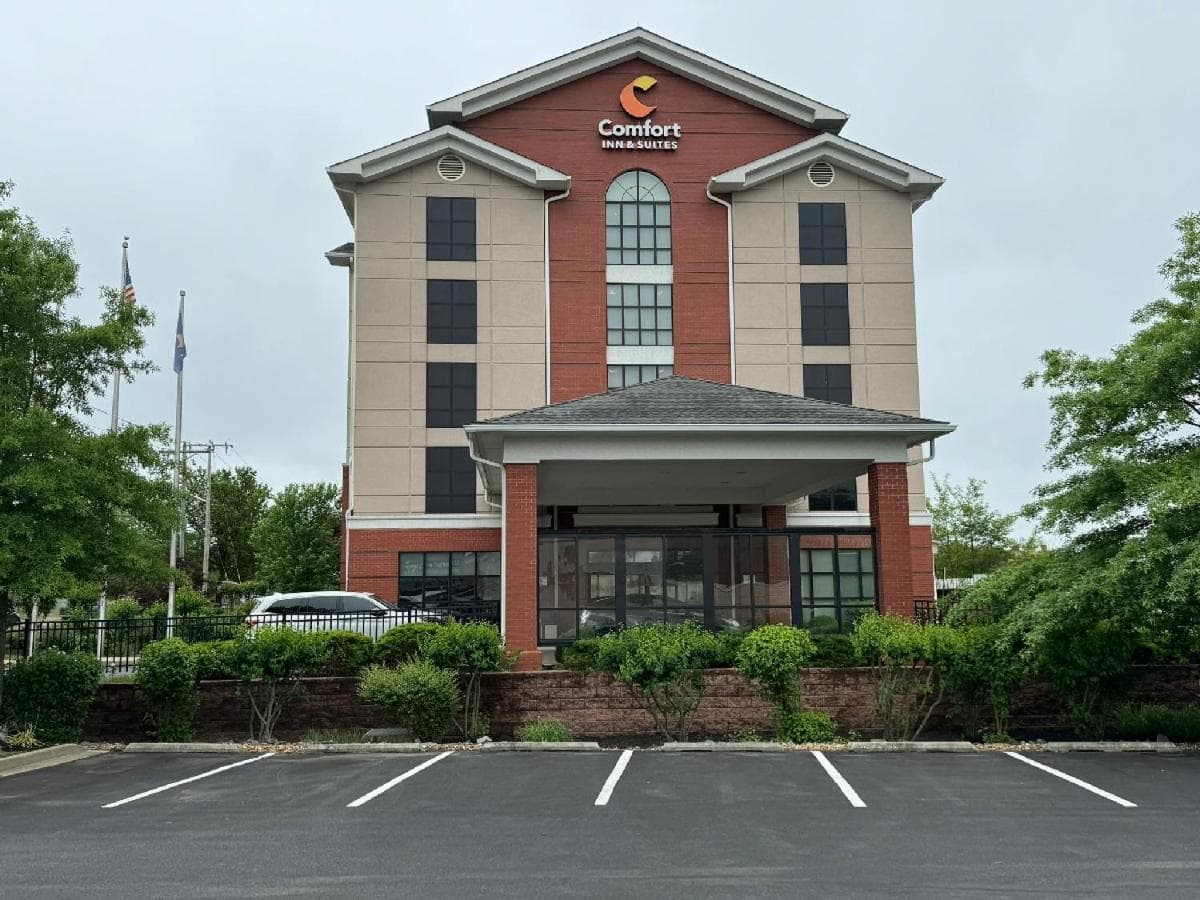 Comfort Inn & Suites Lexington Park near Pax River gallery photo in Lexington Park, MD — image 49