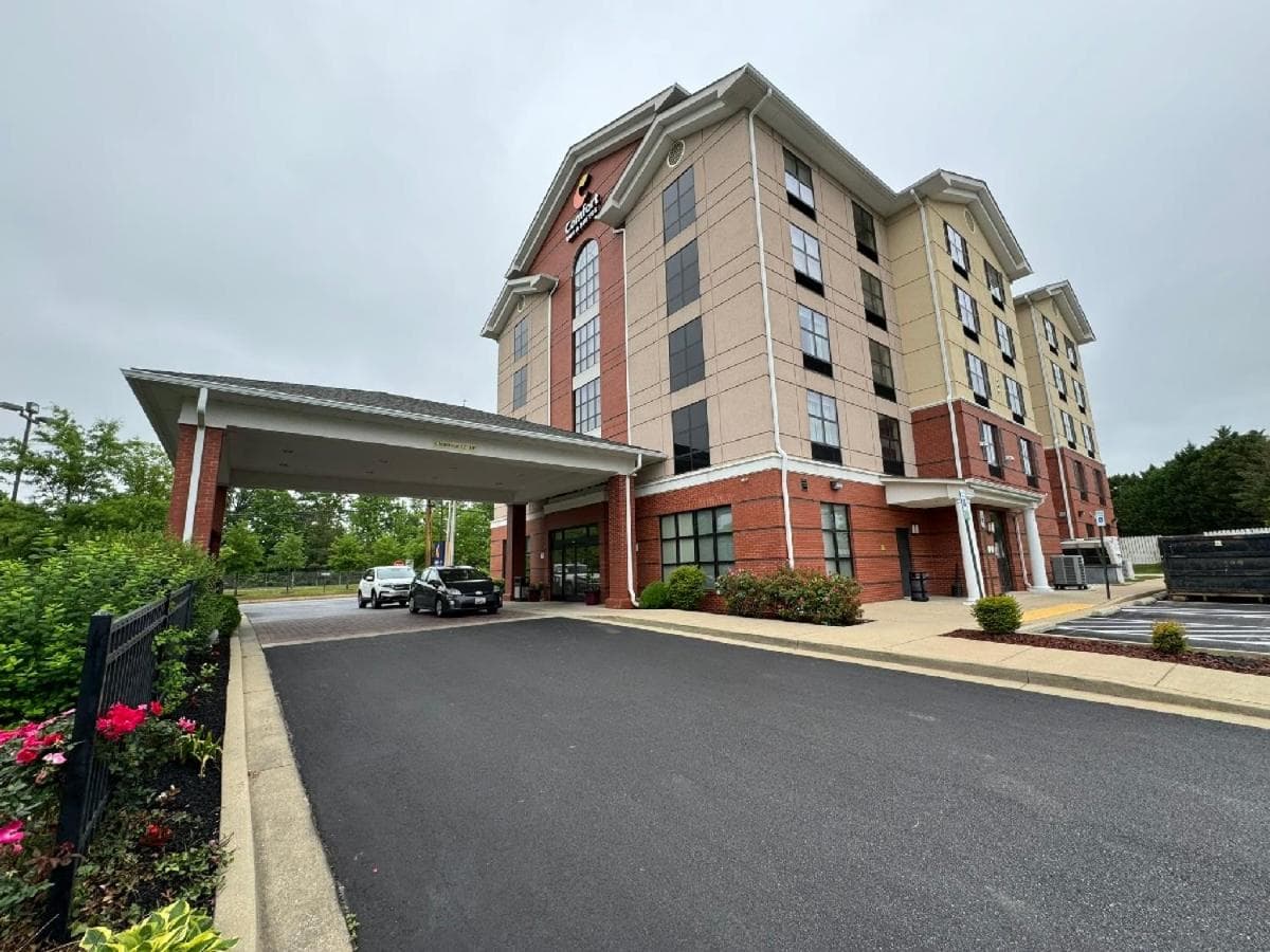 Comfort Inn & Suites Lexington Park near Pax River gallery photo in Lexington Park, MD — image 44
