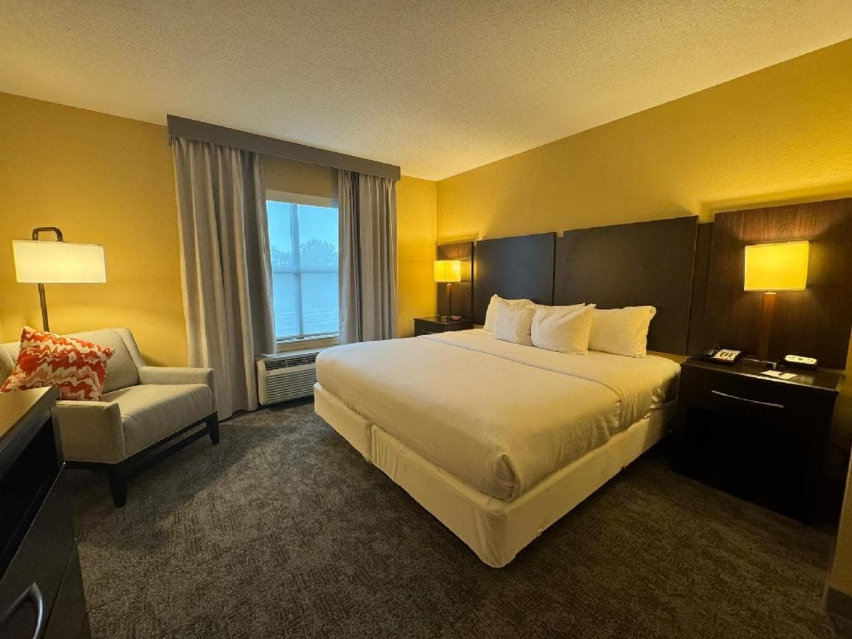 Comfort Inn & Suites Lexington Park near Pax River gallery photo in Lexington Park, MD — image 8