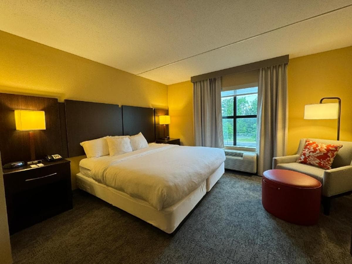 Comfort Inn & Suites Lexington Park near Pax River gallery photo in Lexington Park, MD — image 25