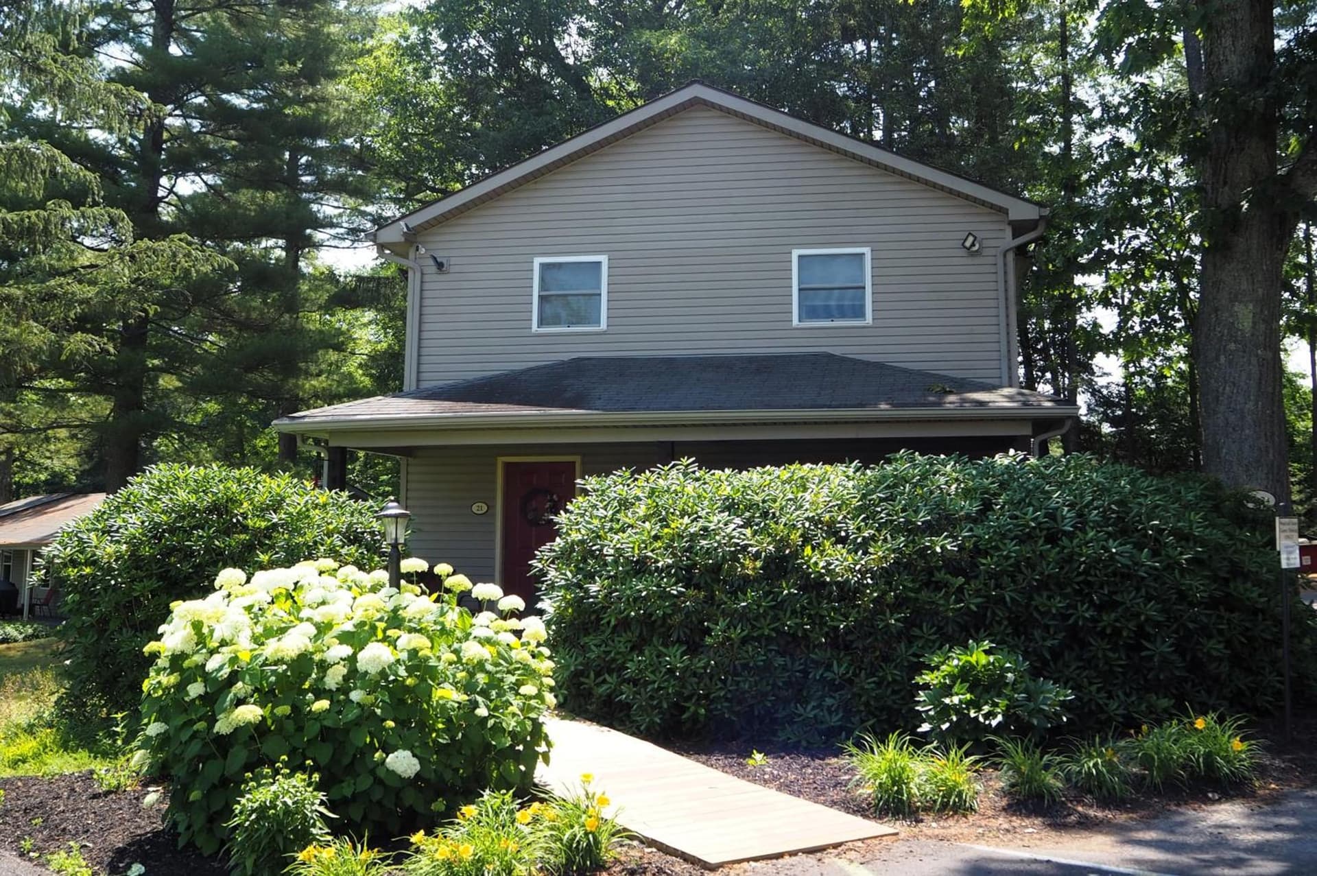 Woodfield Manor - A Sundance Vacations Property gallery photo in Cresco, PA — image 38