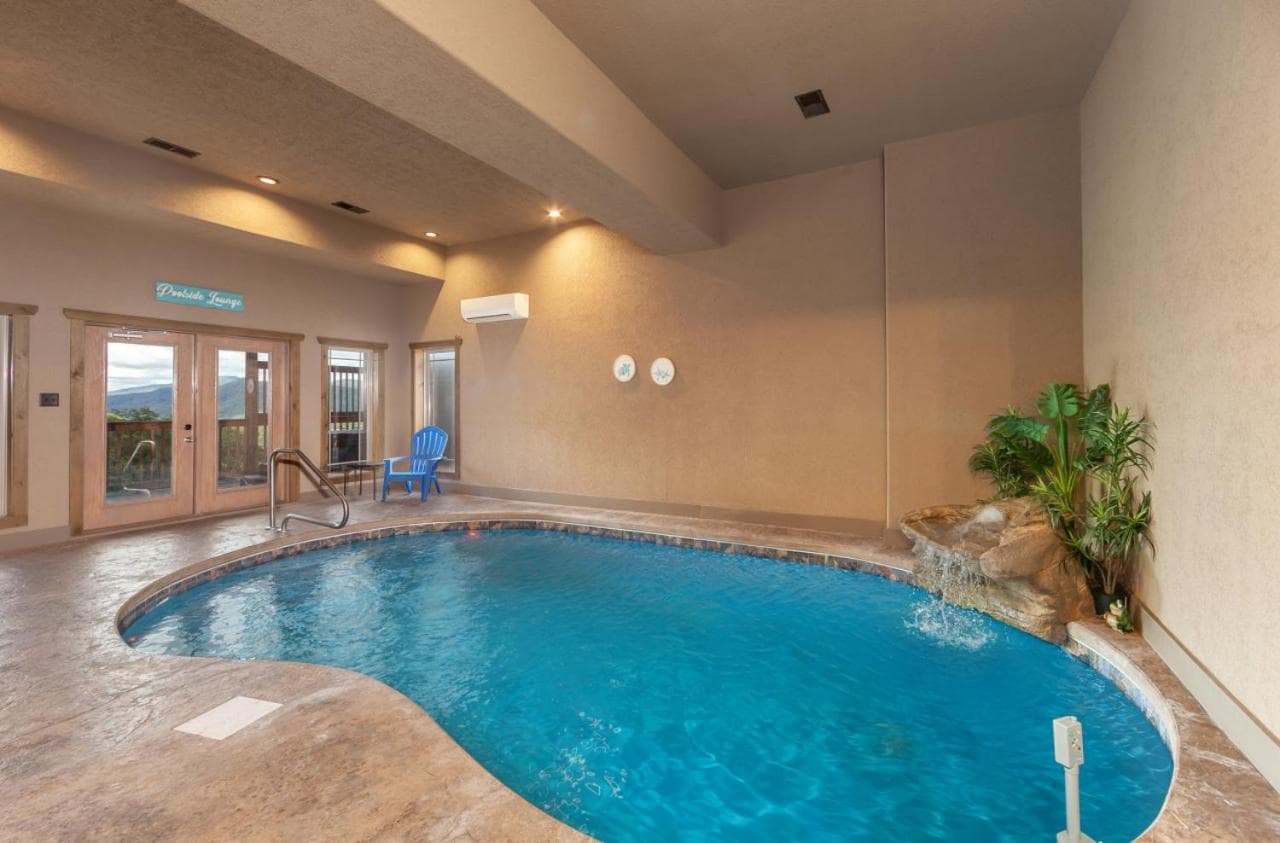 Cloud Bound View Pool Hot Tub Arcade Theater interior in Sevierville, TN — gallery photo 2