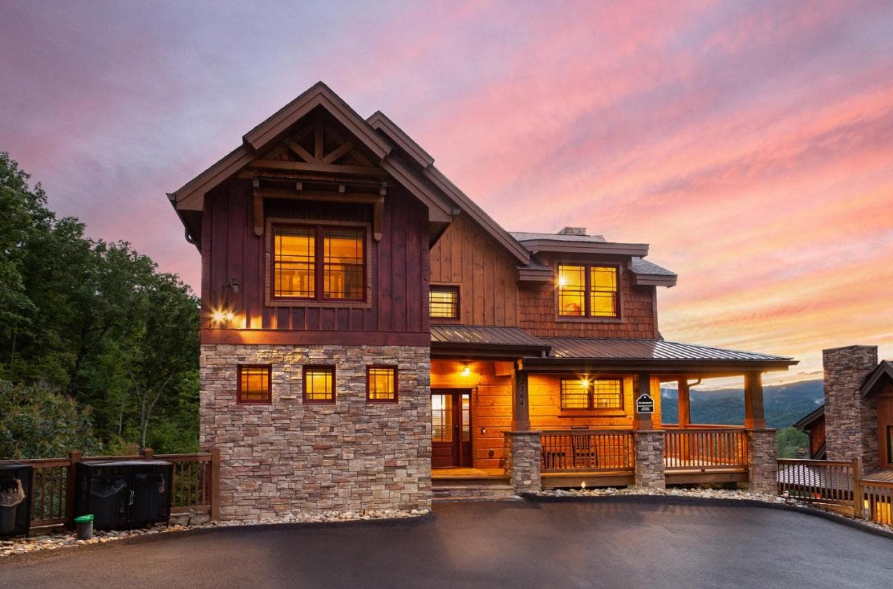 Cloud Bound View Pool Hot Tub Arcade Theater featured exterior or lobby in Sevierville, TN — similar hotel