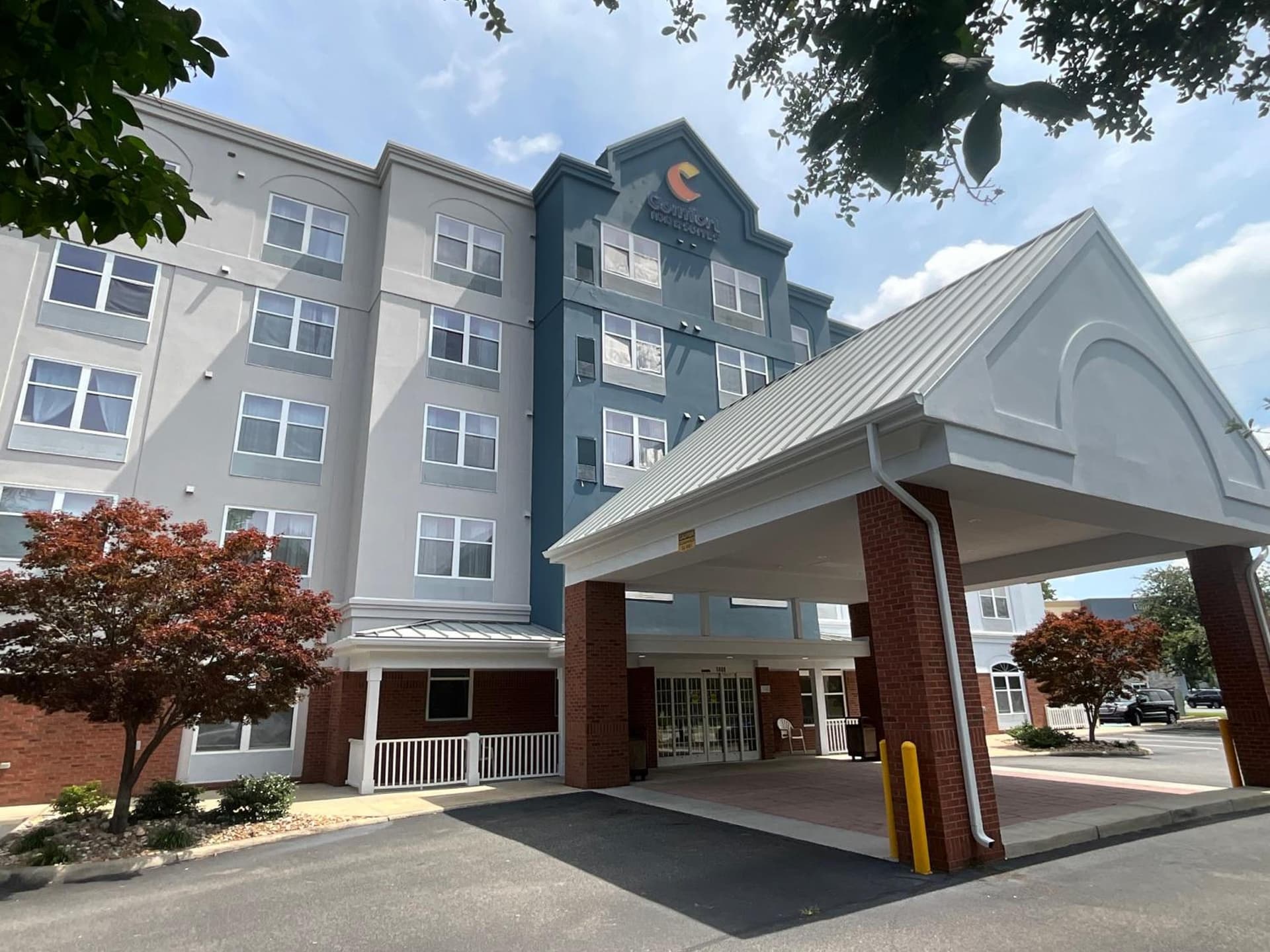Comfort Inn & Suites Virginia Beach - Norfolk Airport featured exterior or lobby in Virginia Beach, VA — similar hotel