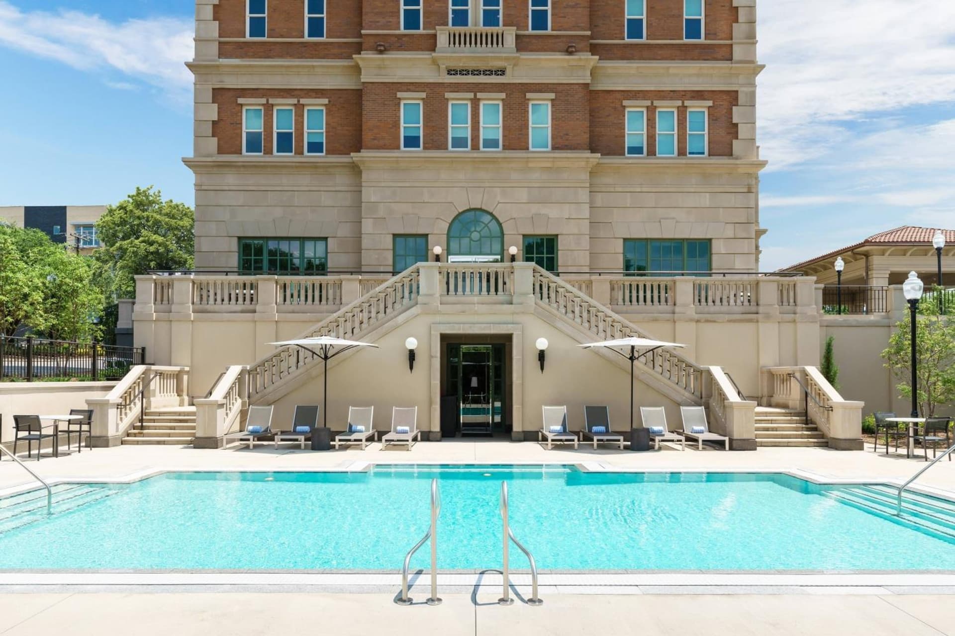 AC Hotel by Marriott Spartanburg gallery photo in Spartanburg, SC — image 12