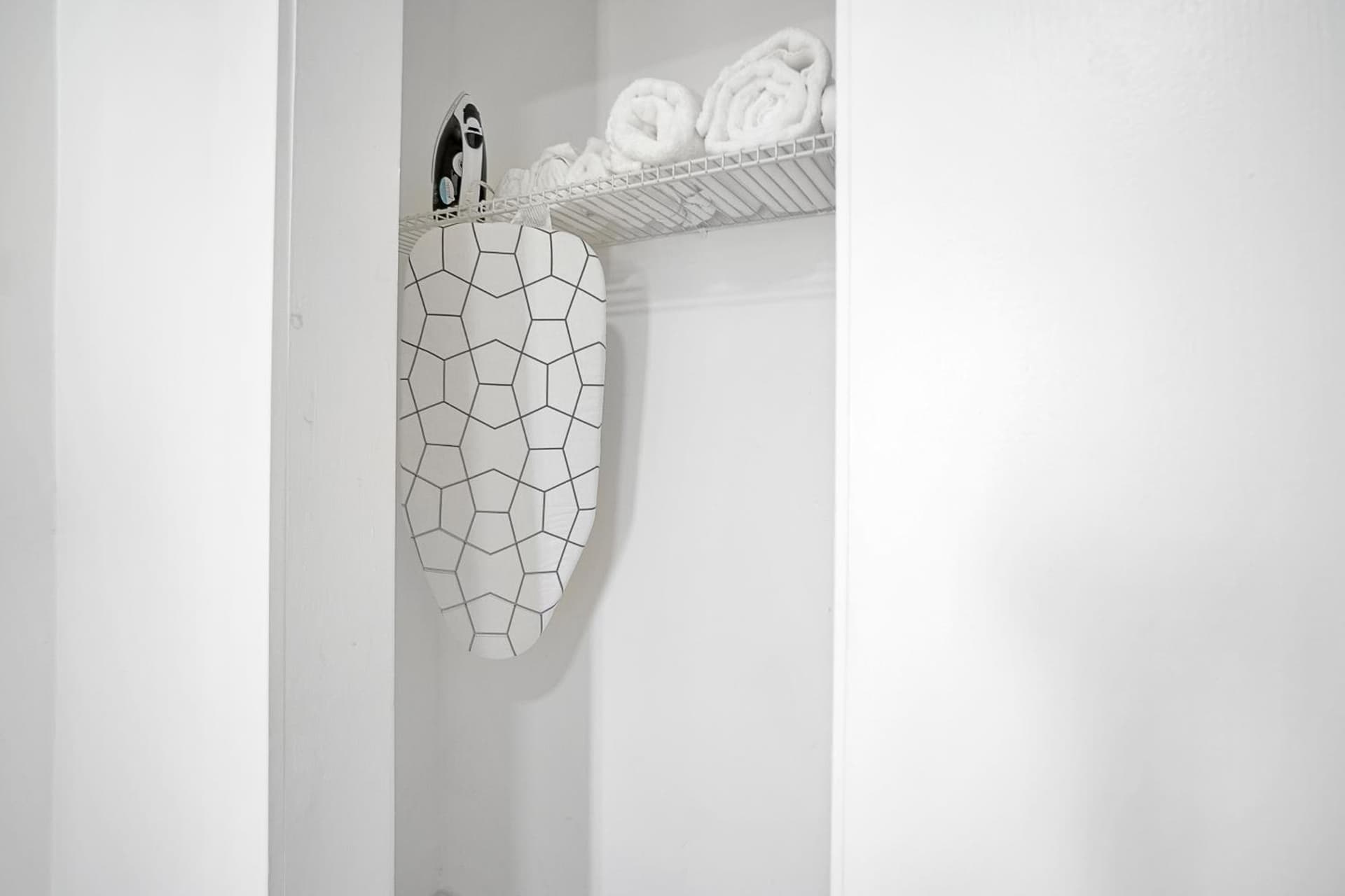 Elegant Wynwood Flats interior in Miami, FL — gallery photo 2