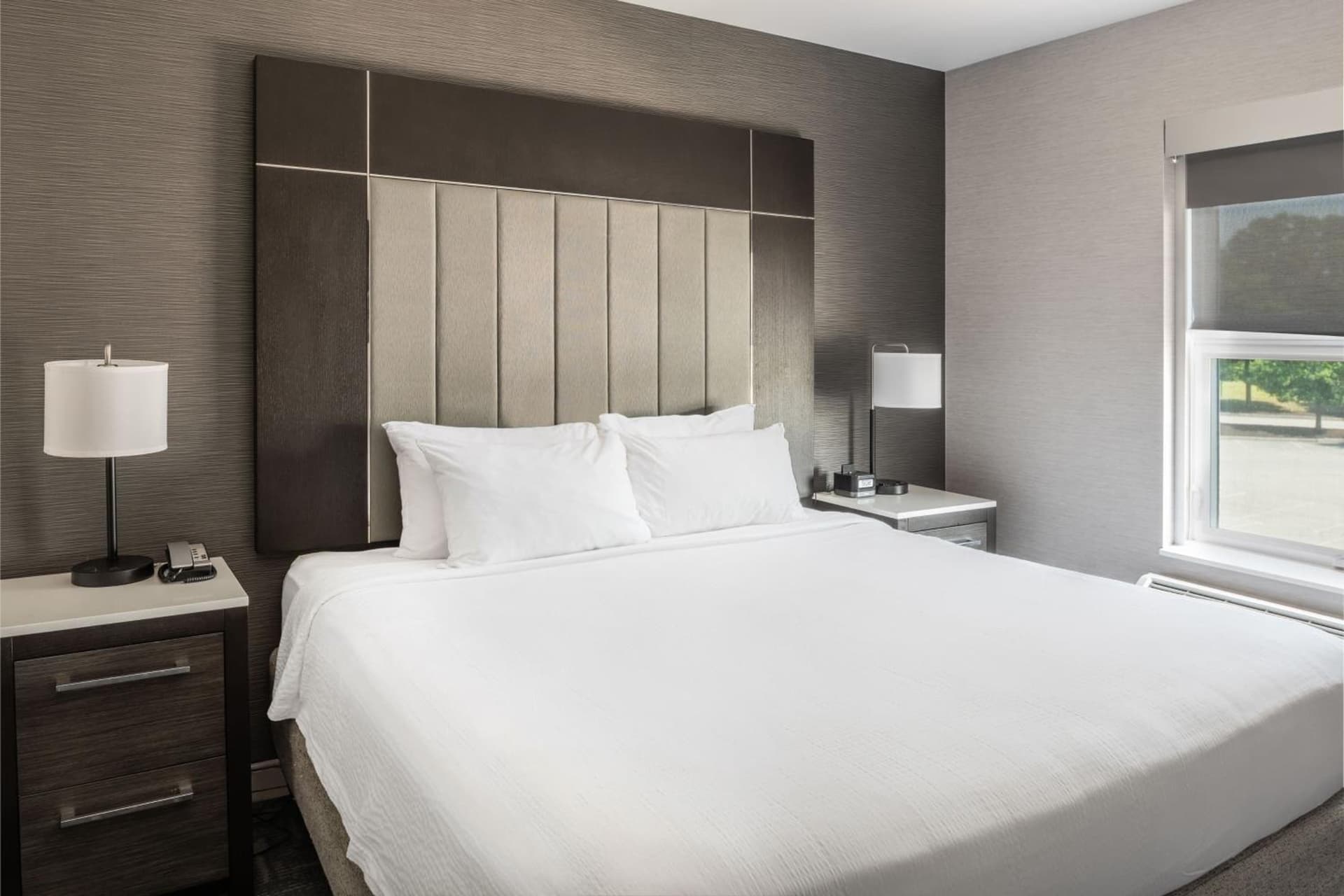 Residence Inn by Marriott Boston Concord gallery photo in Concord, MA — image 69