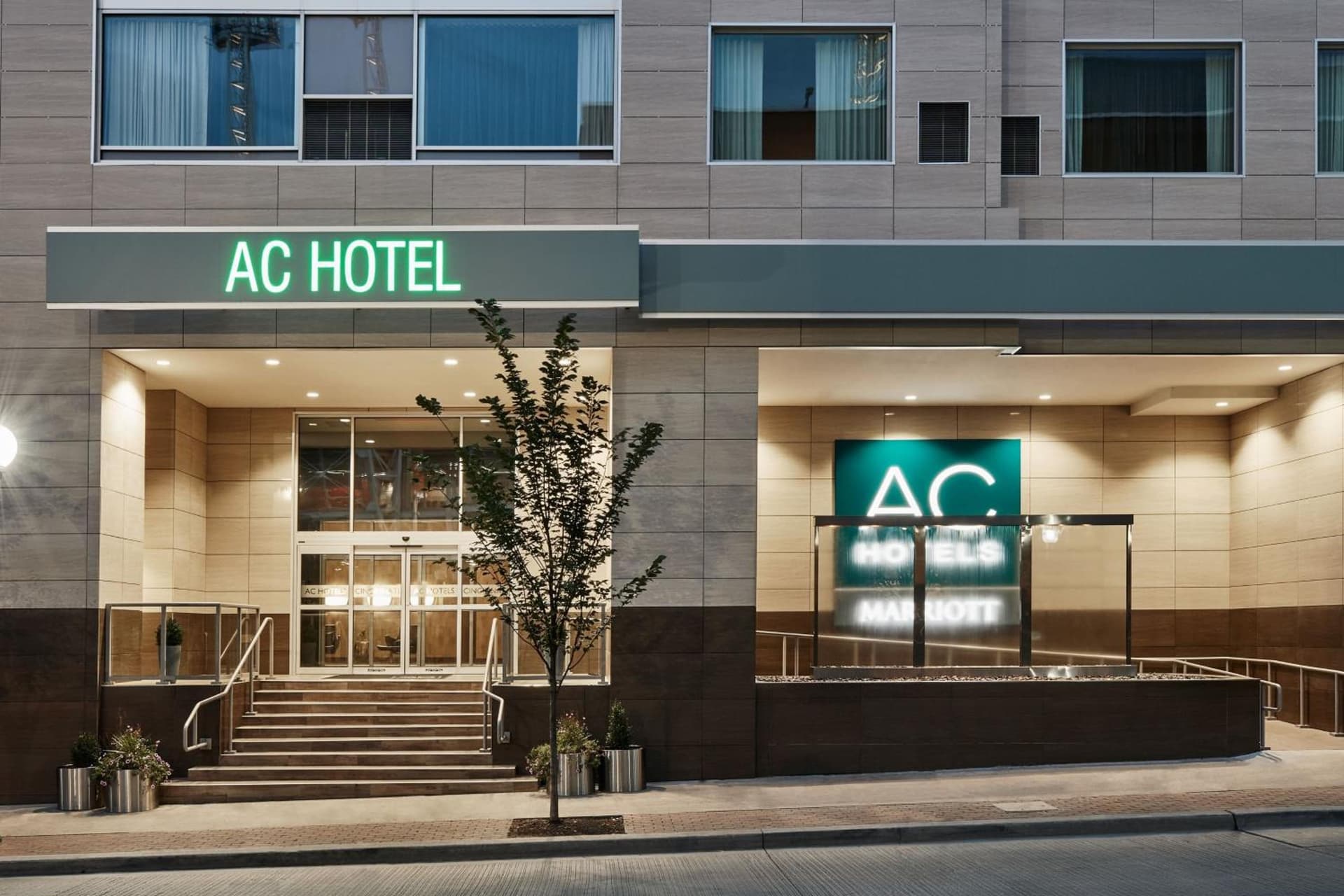 AC Hotel by Marriott Cincinnati at The Banks gallery photo in Cincinnati, OH — image 26