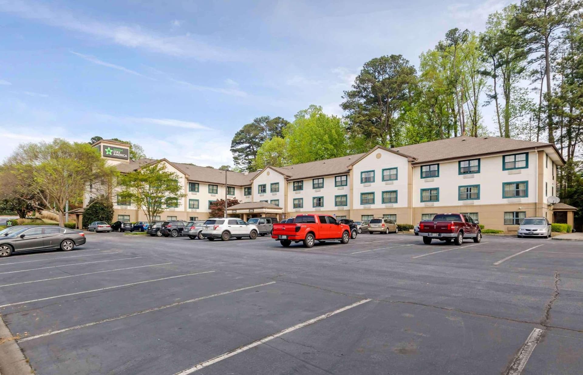 Extended Stay America Select Suites - Atlanta - Clairmont property views in Atlanta, GA — gallery photo 3