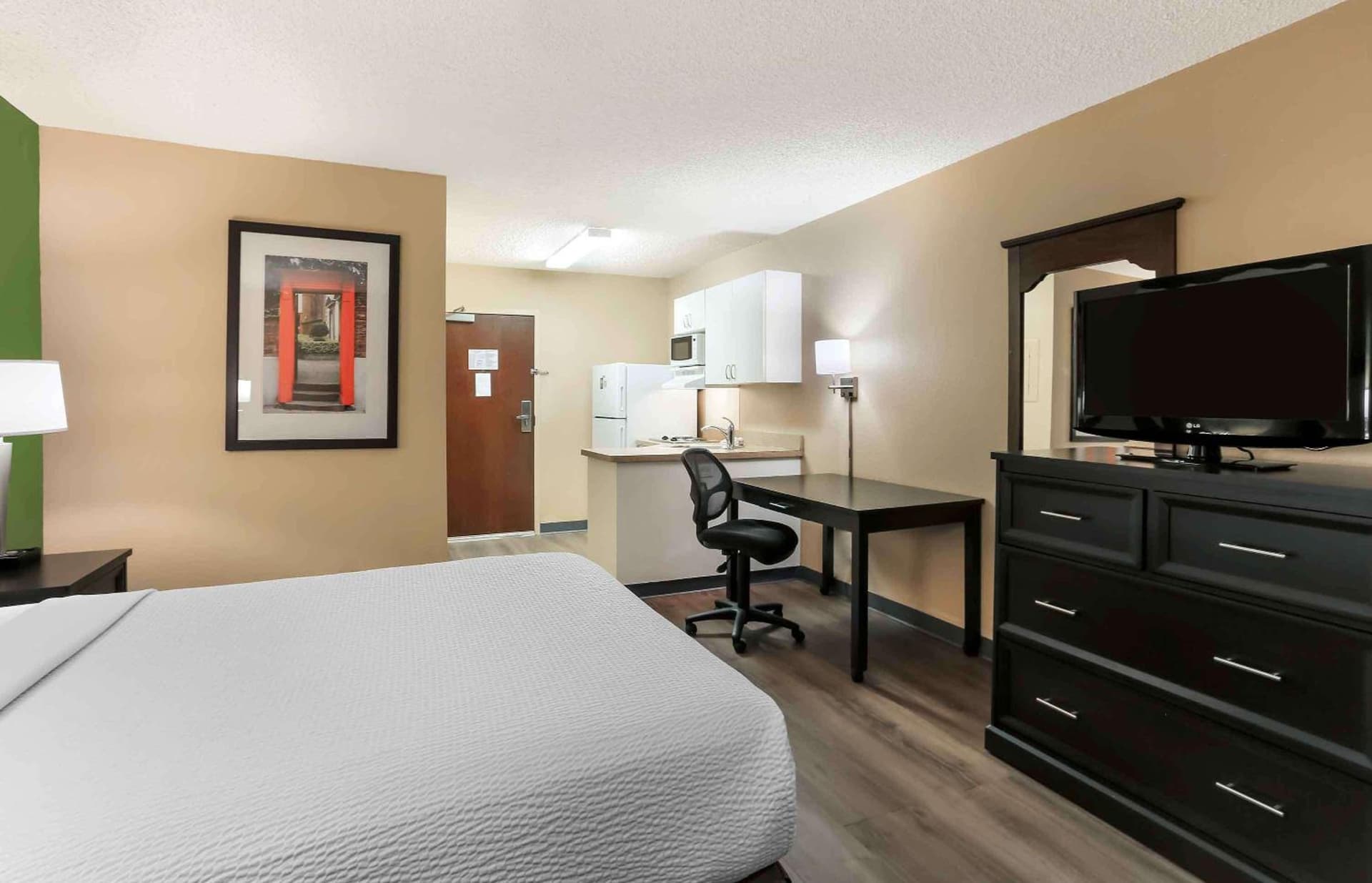 Extended Stay America Suites - Salt Lake City - West Valley Center gallery photo in West Valley City, UT — image 35