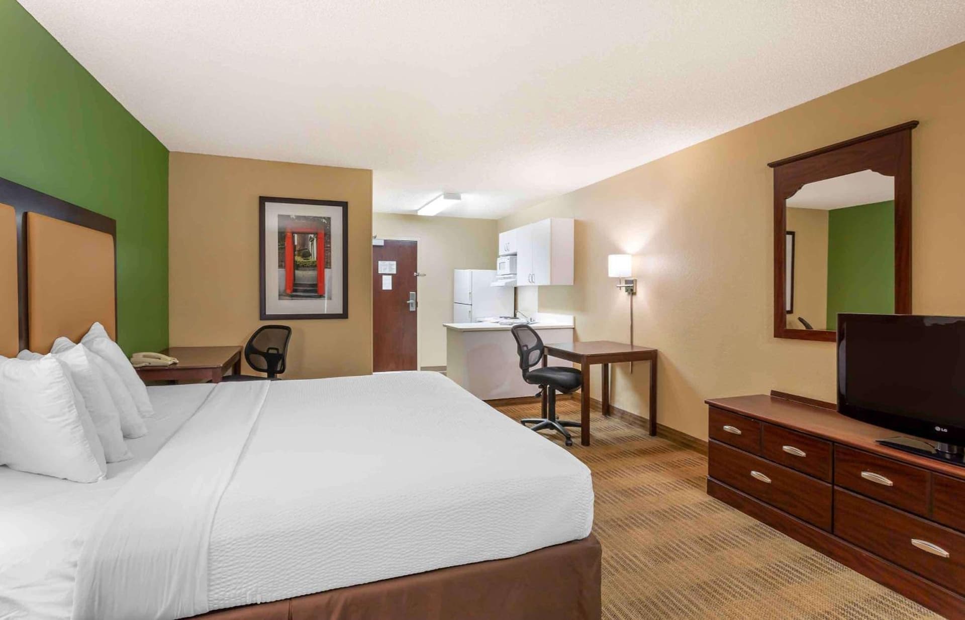Extended Stay America Suites - Salt Lake City - West Valley Center gallery photo in West Valley City, UT — image 27