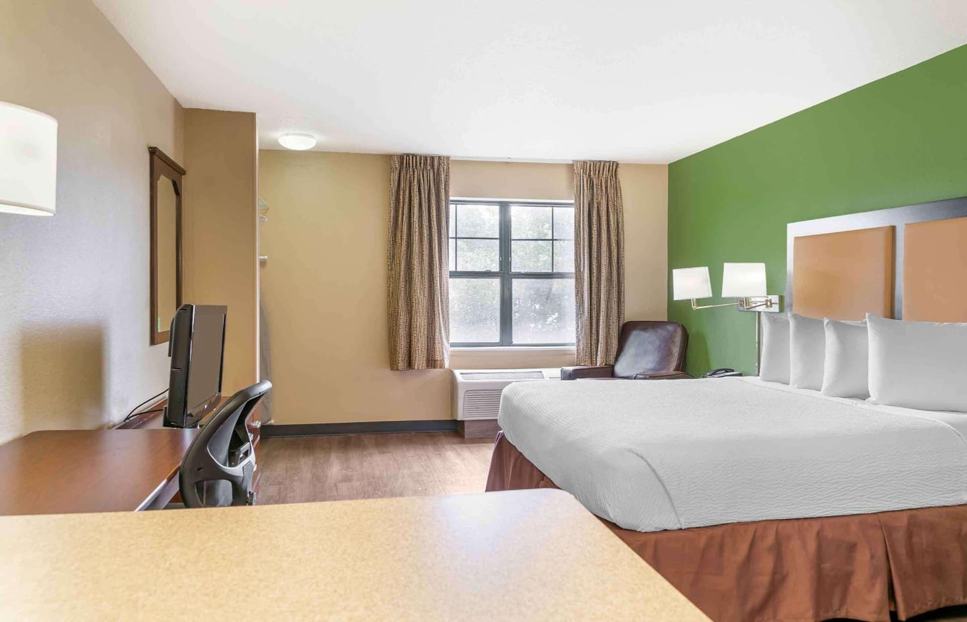 Extended Stay America Select Suites - Detroit - Sterling Heights gallery photo in Sterling Heights, MI — image 42
