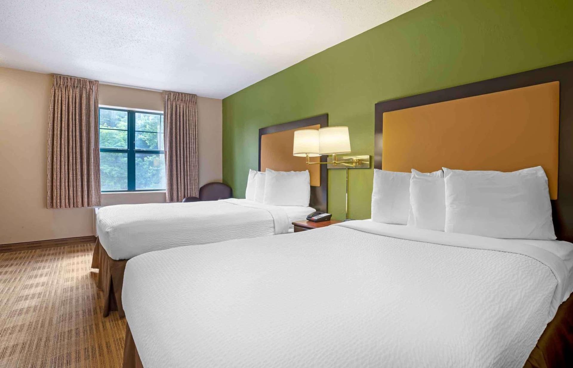 Extended Stay America Suites - Columbia - Columbia Parkway interior in Columbia, MD — gallery photo 2