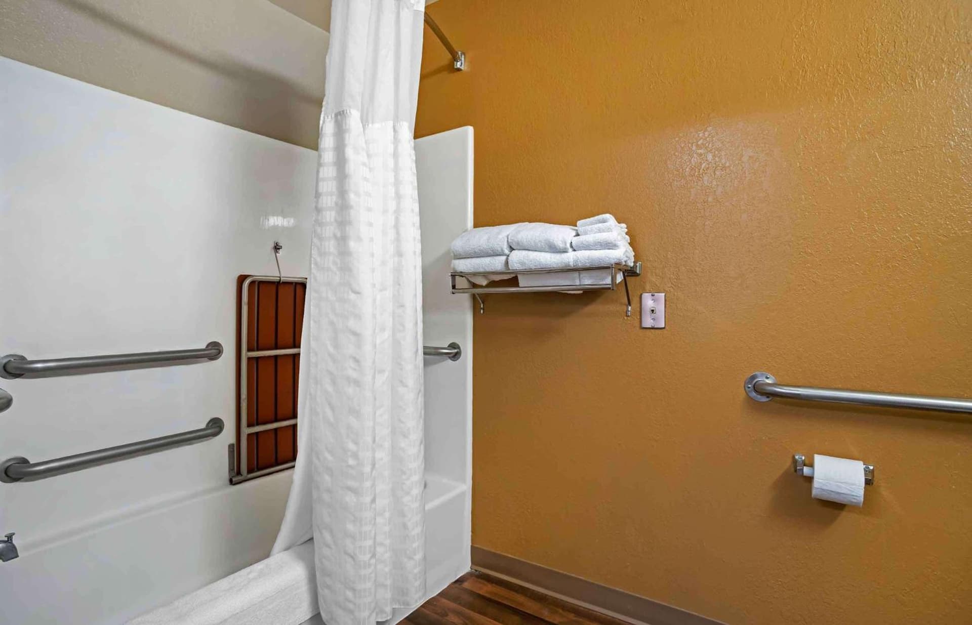 Extended Stay America Suites - Columbia - Columbia Parkway gallery photo in Columbia, MD — image 31