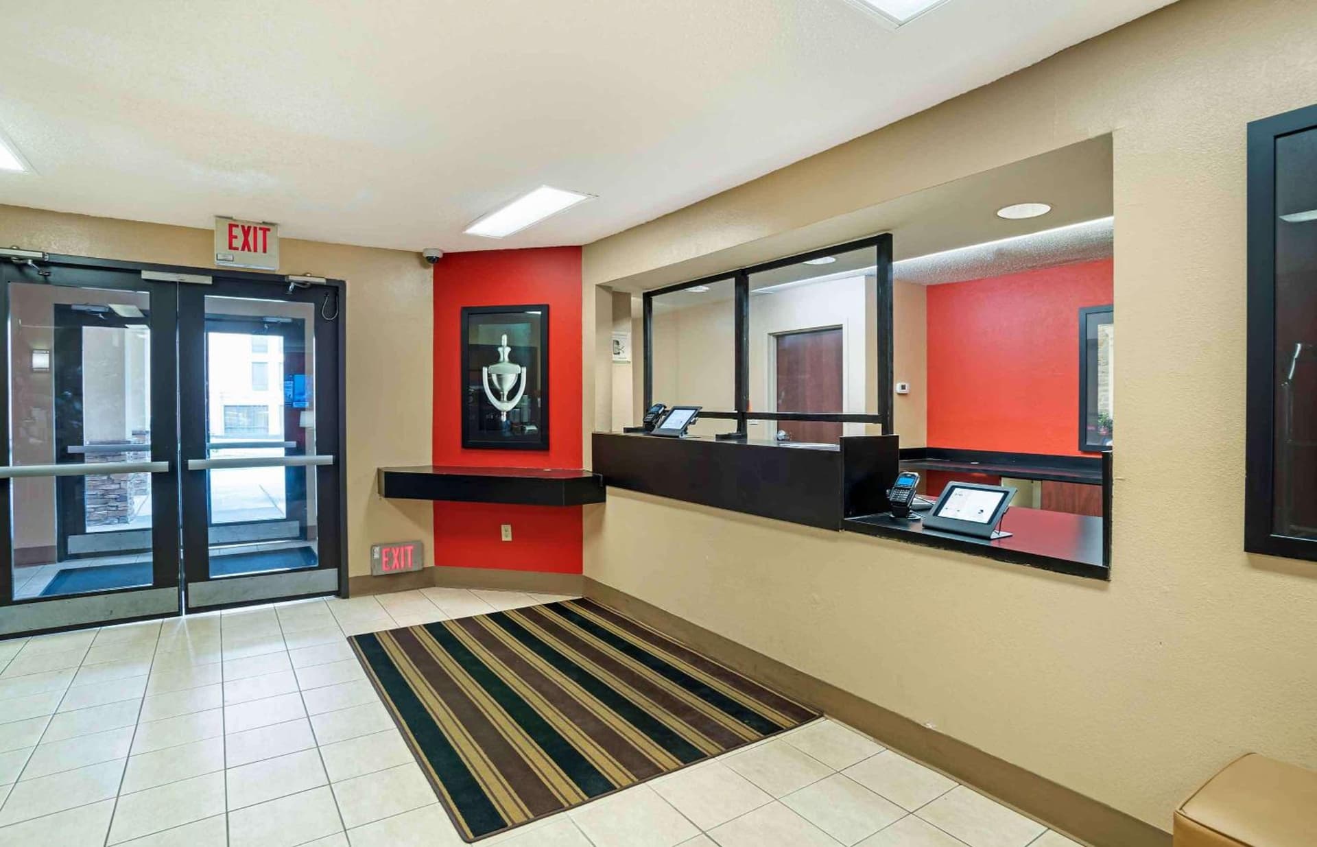 Extended Stay America Suites - Columbia - Columbia Parkway gallery photo in Columbia, MD — image 14