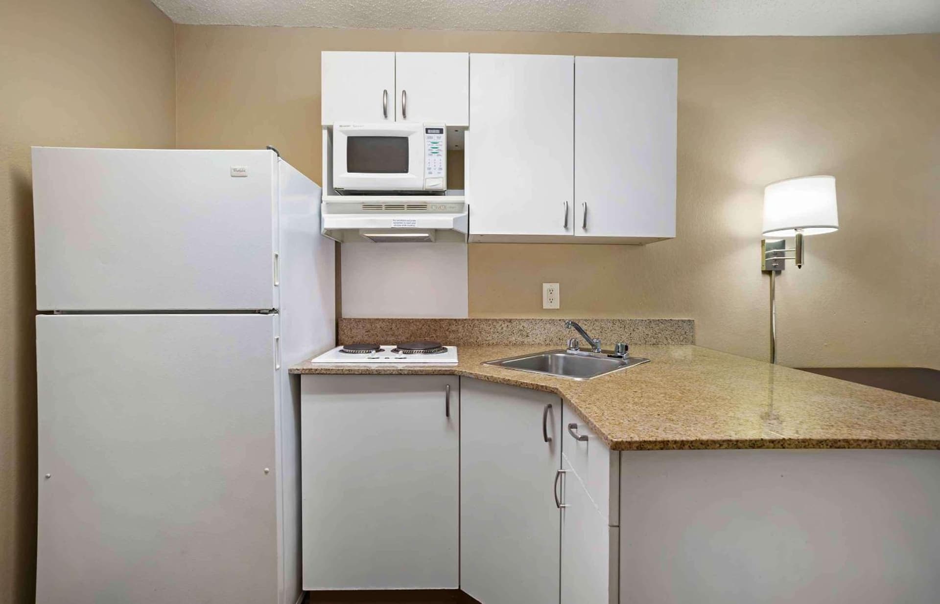 Extended Stay America Suites - Columbia - Columbia Parkway gallery photo in Columbia, MD — image 43
