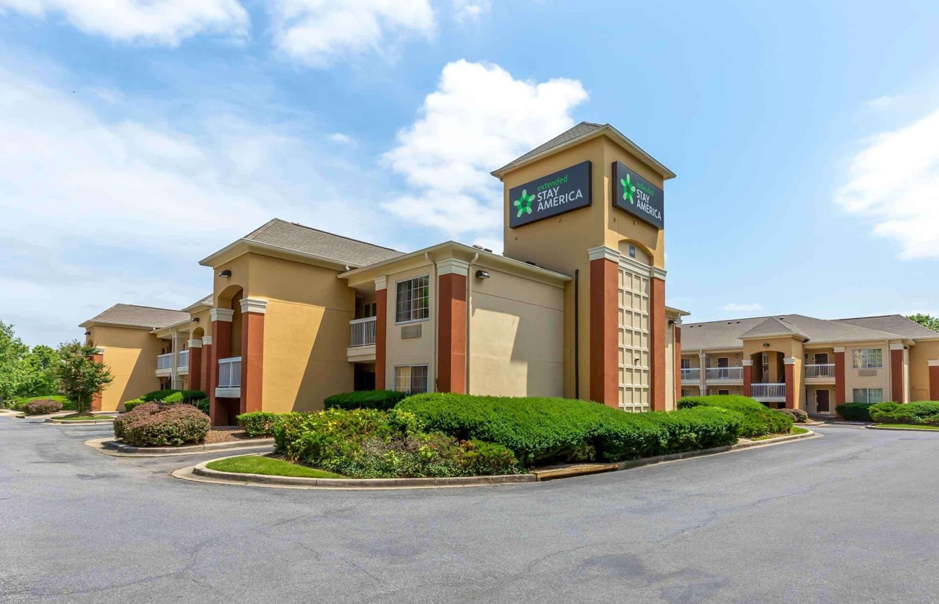 Extended Stay America Select Suites - Baltimore - BWI Airport - International Dr featured exterior or lobby in Linthicum Heights, MD — similar hotel