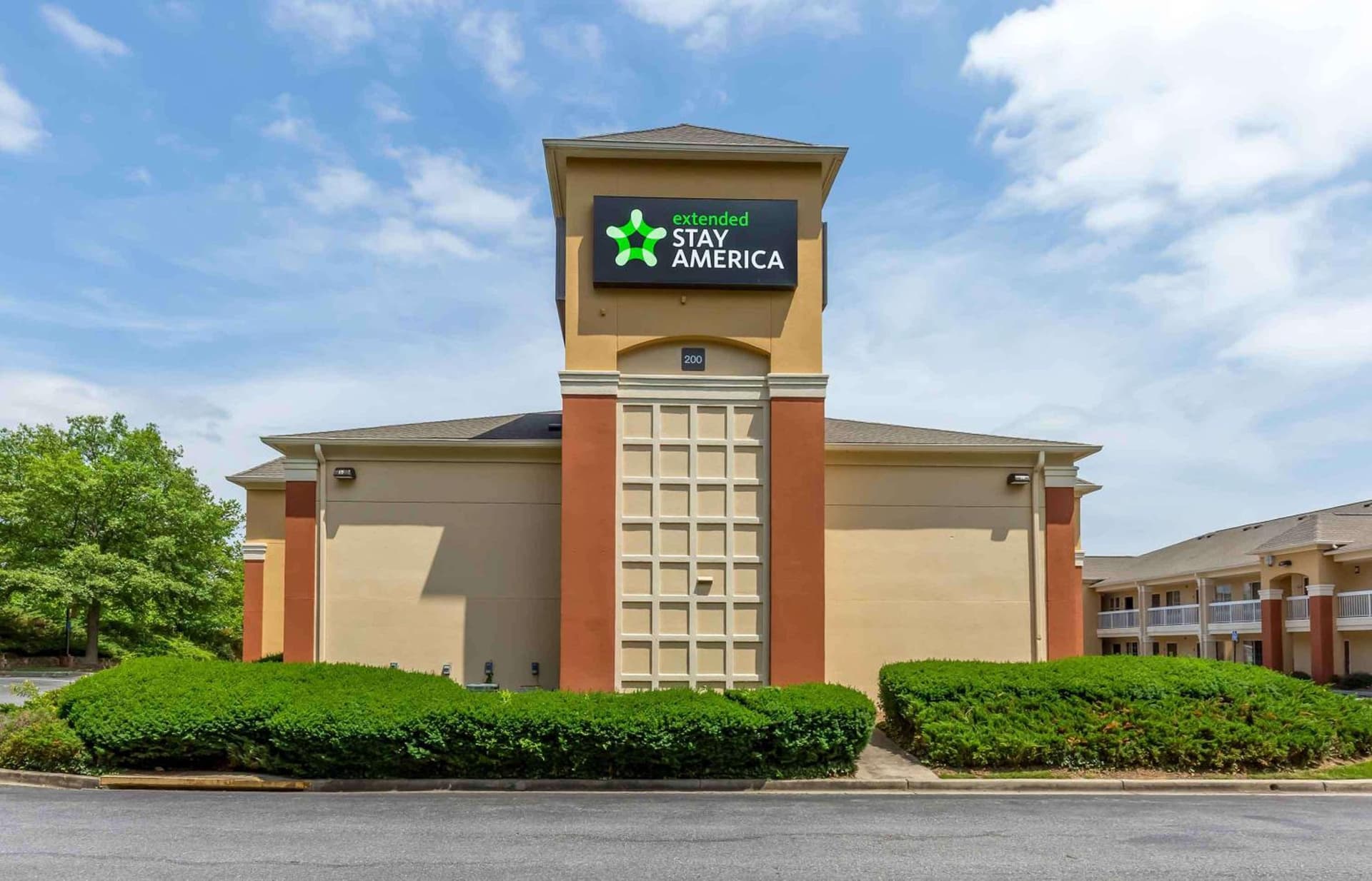 Extended Stay America Select Suites - Baltimore - BWI Airport - International Dr property views in Linthicum Heights, MD — gallery photo 3