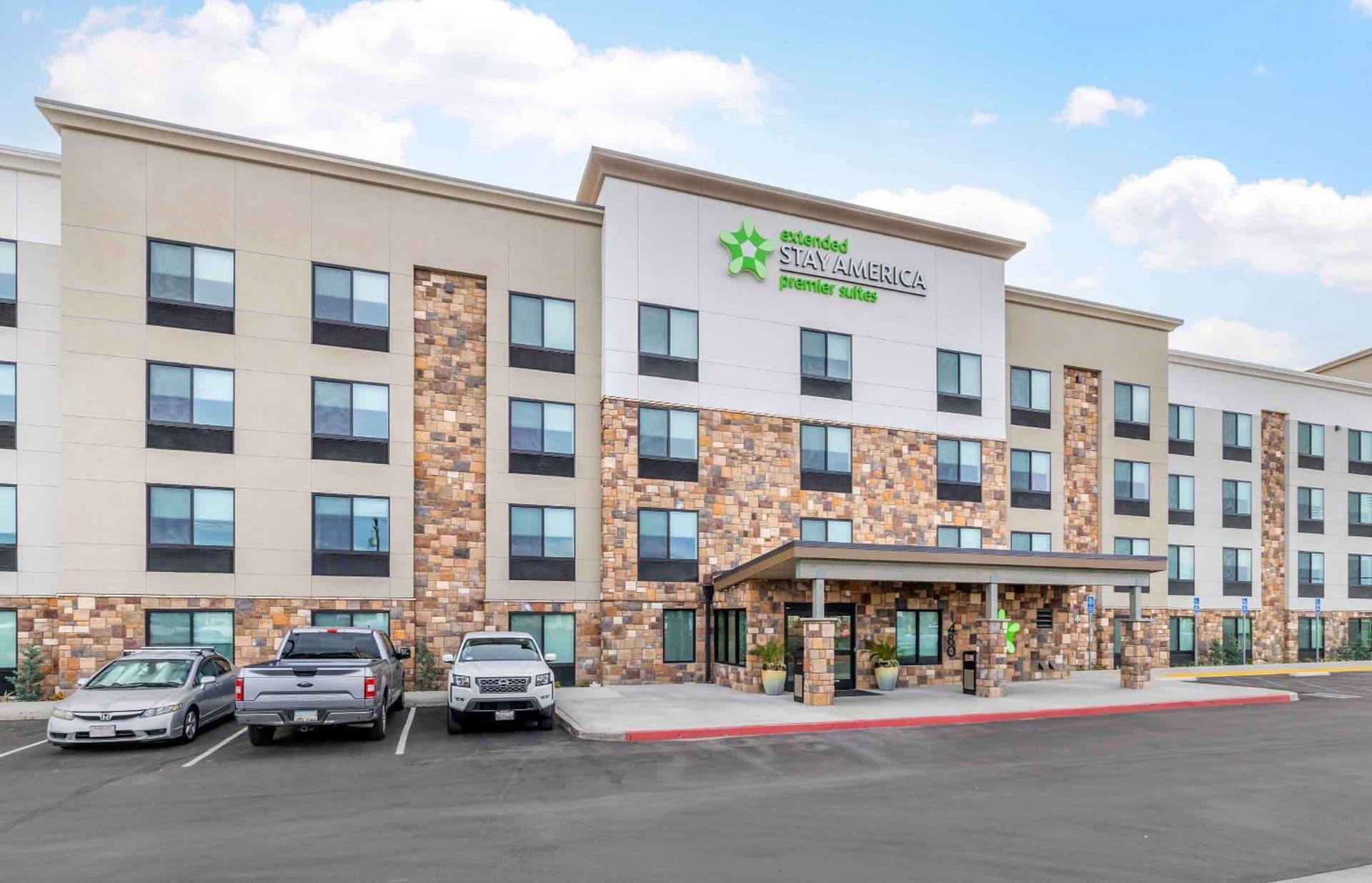 Extended Stay America Premier Suites - San Diego - San Marcos property views in San Marcos, CA — gallery photo 3