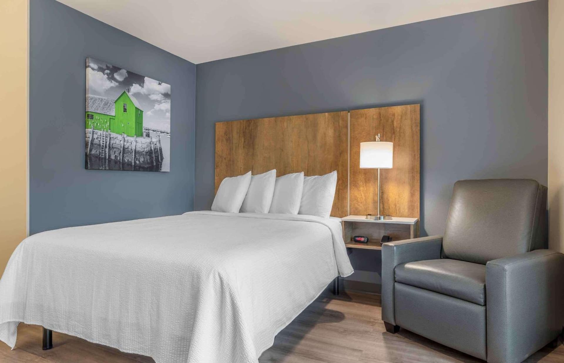 Extended Stay America Premier Suites - San Diego - San Marcos gallery photo in San Marcos, CA — image 8