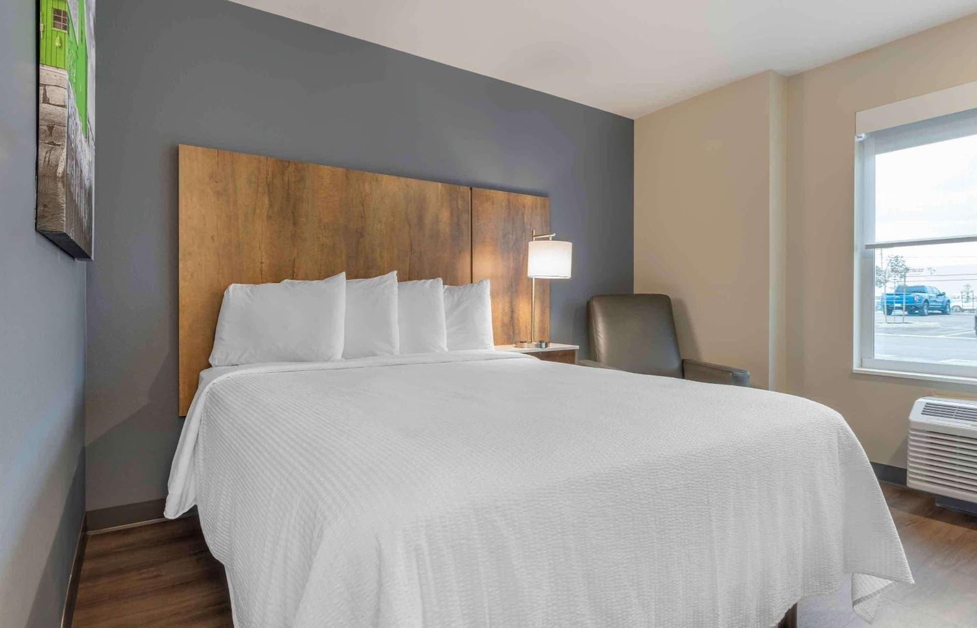 Extended Stay America Premier Suites - San Diego - San Marcos gallery photo in San Marcos, CA — image 9