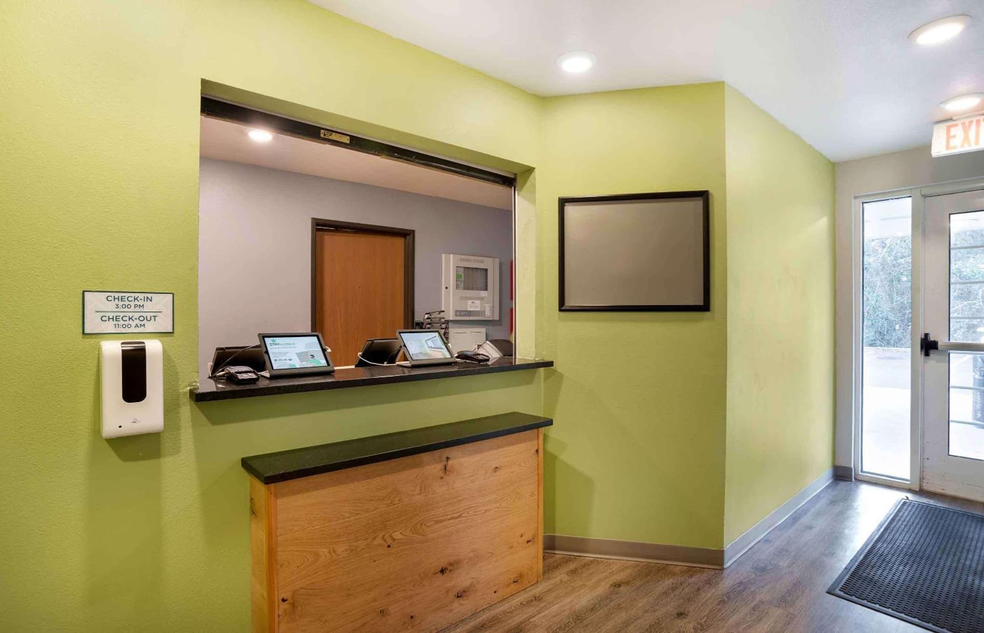 Extended Stay America Select Suites - Pensacola - Northwest property views in Pensacola, FL — gallery photo 3