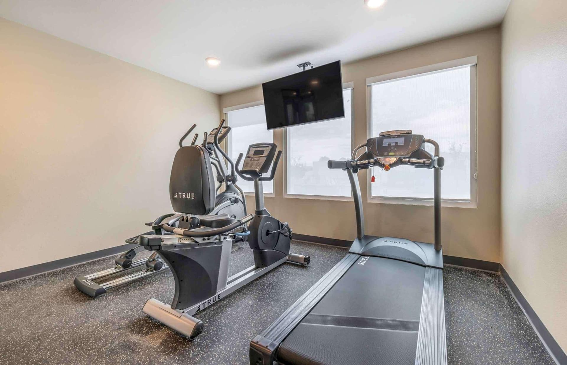 Extended Stay America Premier Suites - San Diego - San Marcos gallery photo in San Marcos, CA — image 26