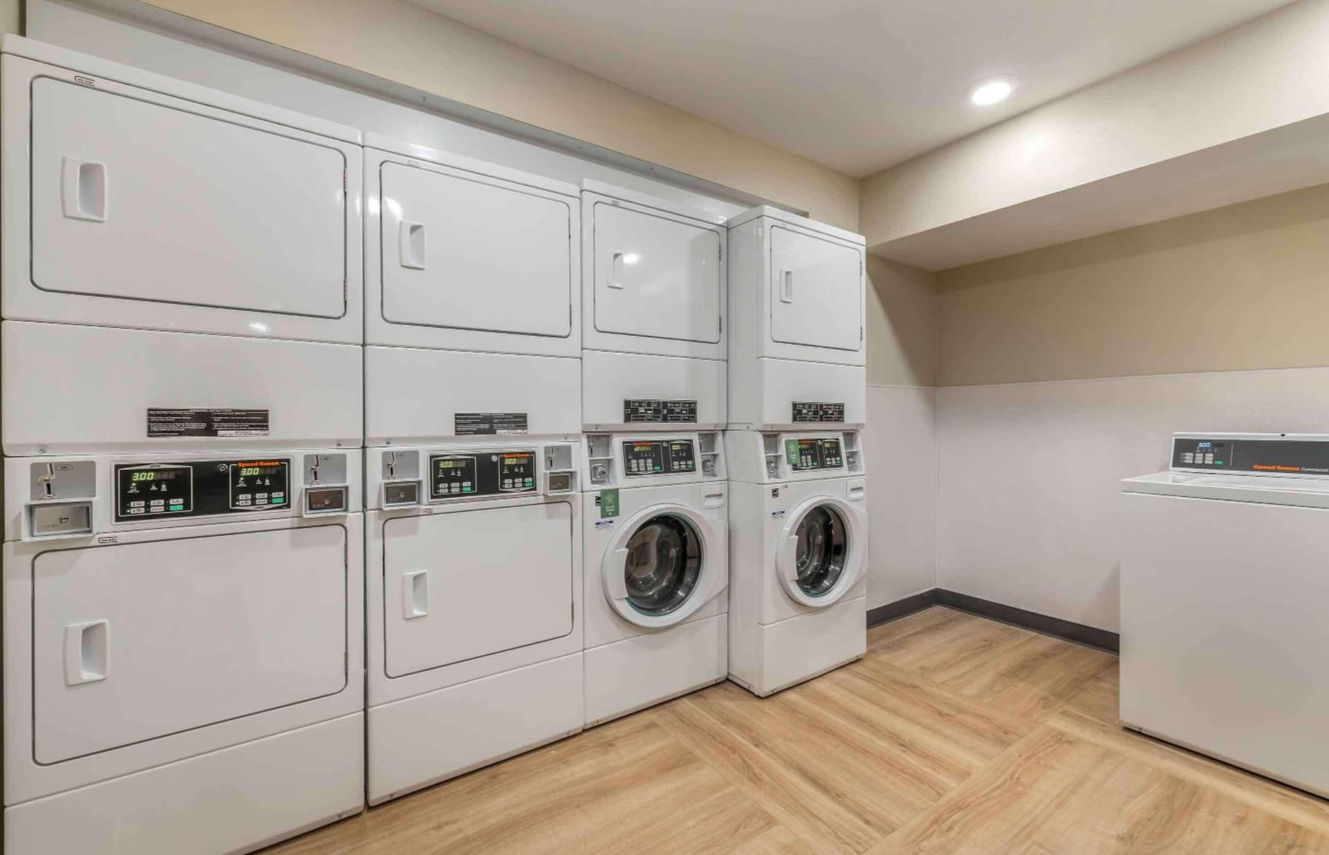 Extended Stay America Premier Suites - San Diego - San Marcos gallery photo in San Marcos, CA — image 27