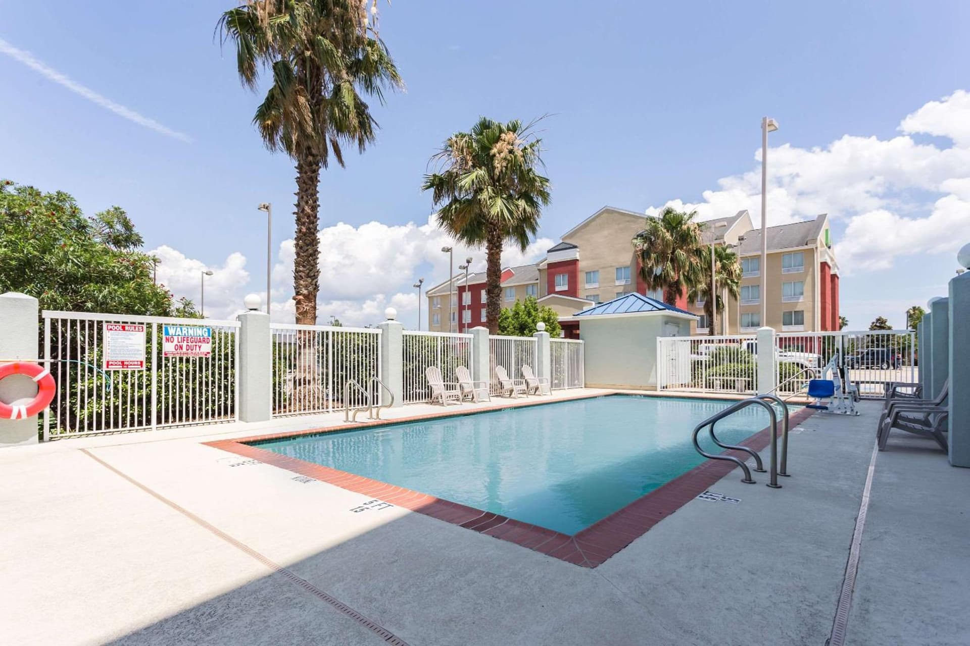 Comfort Suites New Orleans East gallery photo in New Orleans, LA — image 28