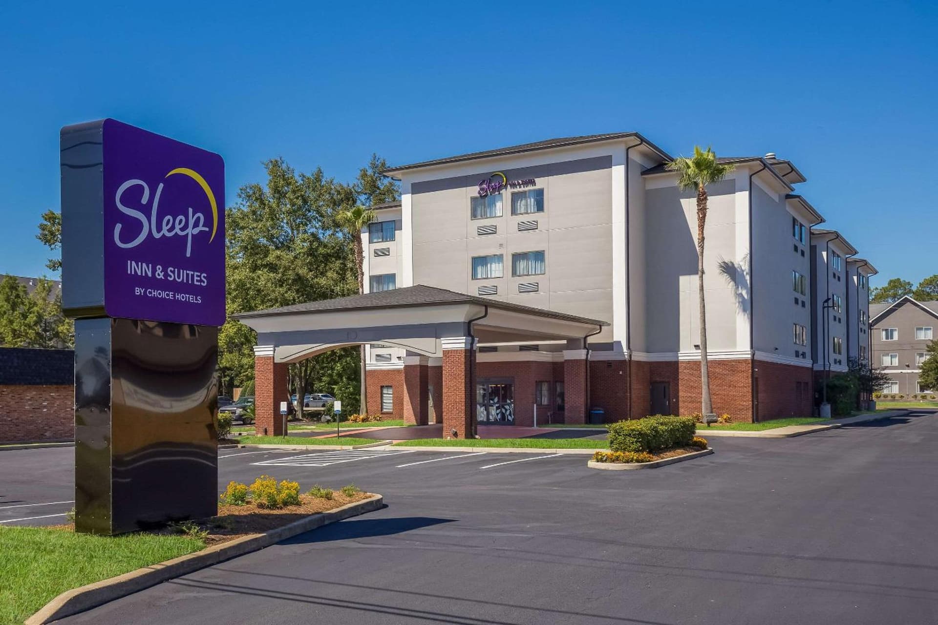 Sleep Inn & Suites North Mobile Saraland property views in Saraland, AL — gallery photo 3