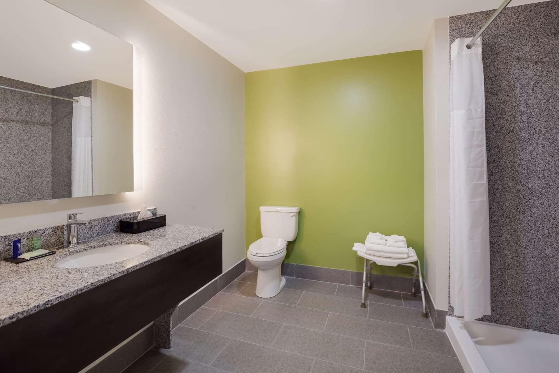 Sleep Inn & Suites North Mobile Saraland gallery photo in Saraland, AL — image 73