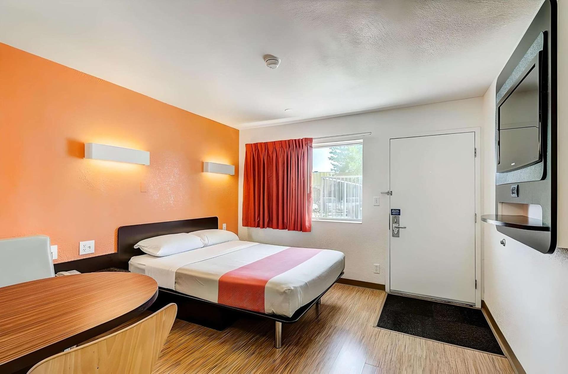Motel 6 Thornton gallery photo in Thornton, CO — image 30