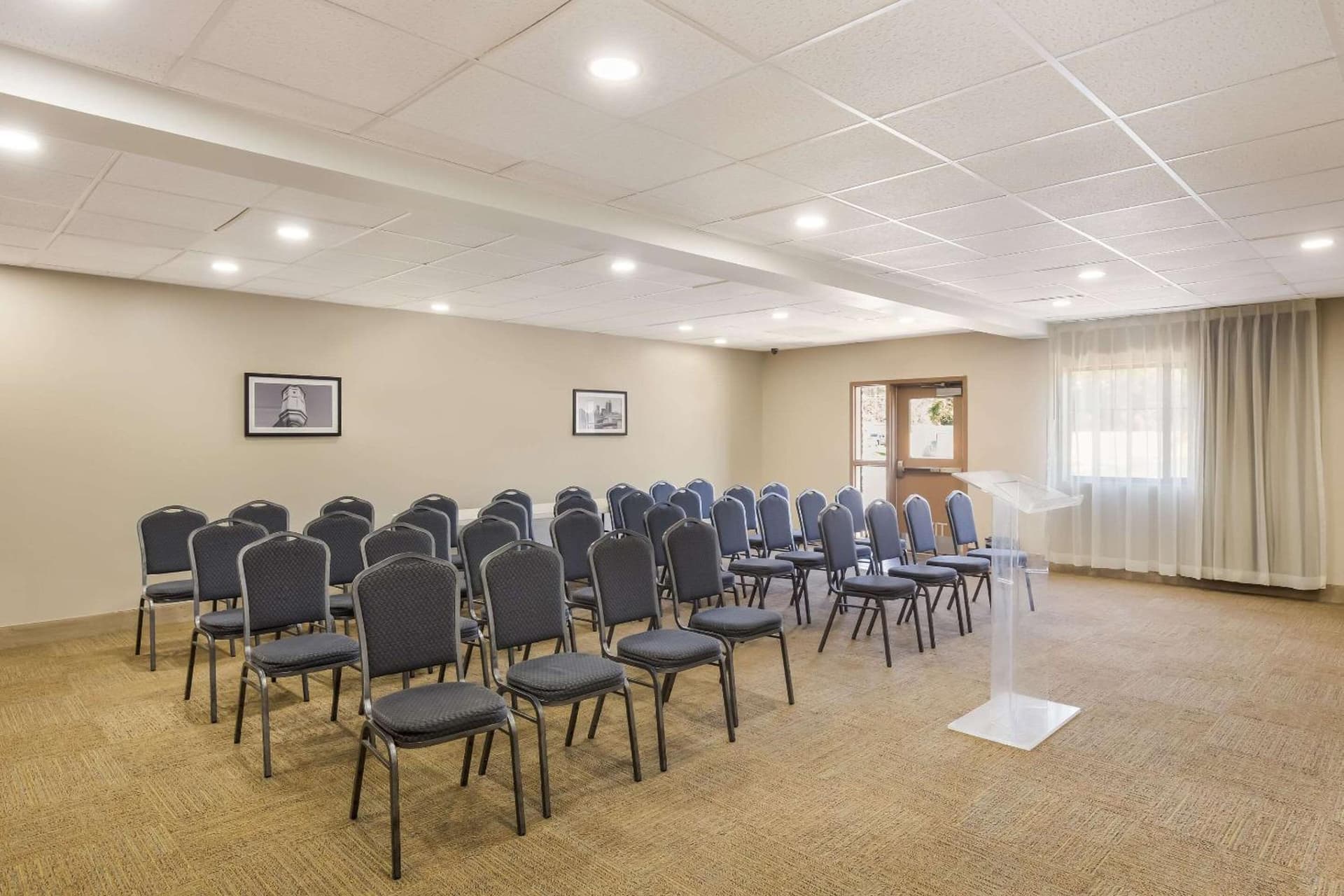 Sleep Inn & Suites North Mobile Saraland gallery photo in Saraland, AL — image 63