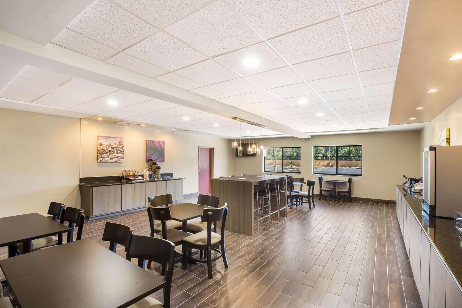 Sleep Inn & Suites North Mobile Saraland gallery photo in Saraland, AL — image 12